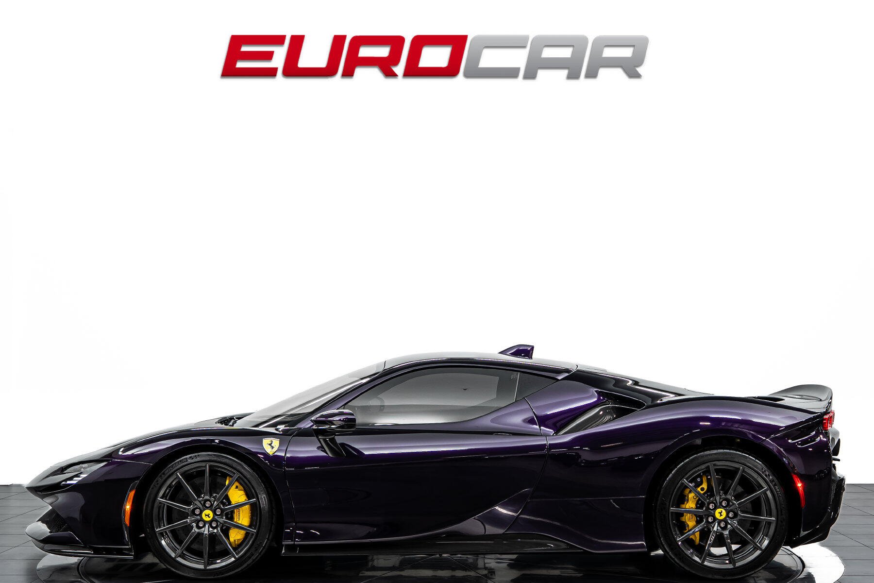 2023 Ferrari SF90 Stradale *FIORANO PACKAGE * HUGE CARBON OPTIONS*Image 2
