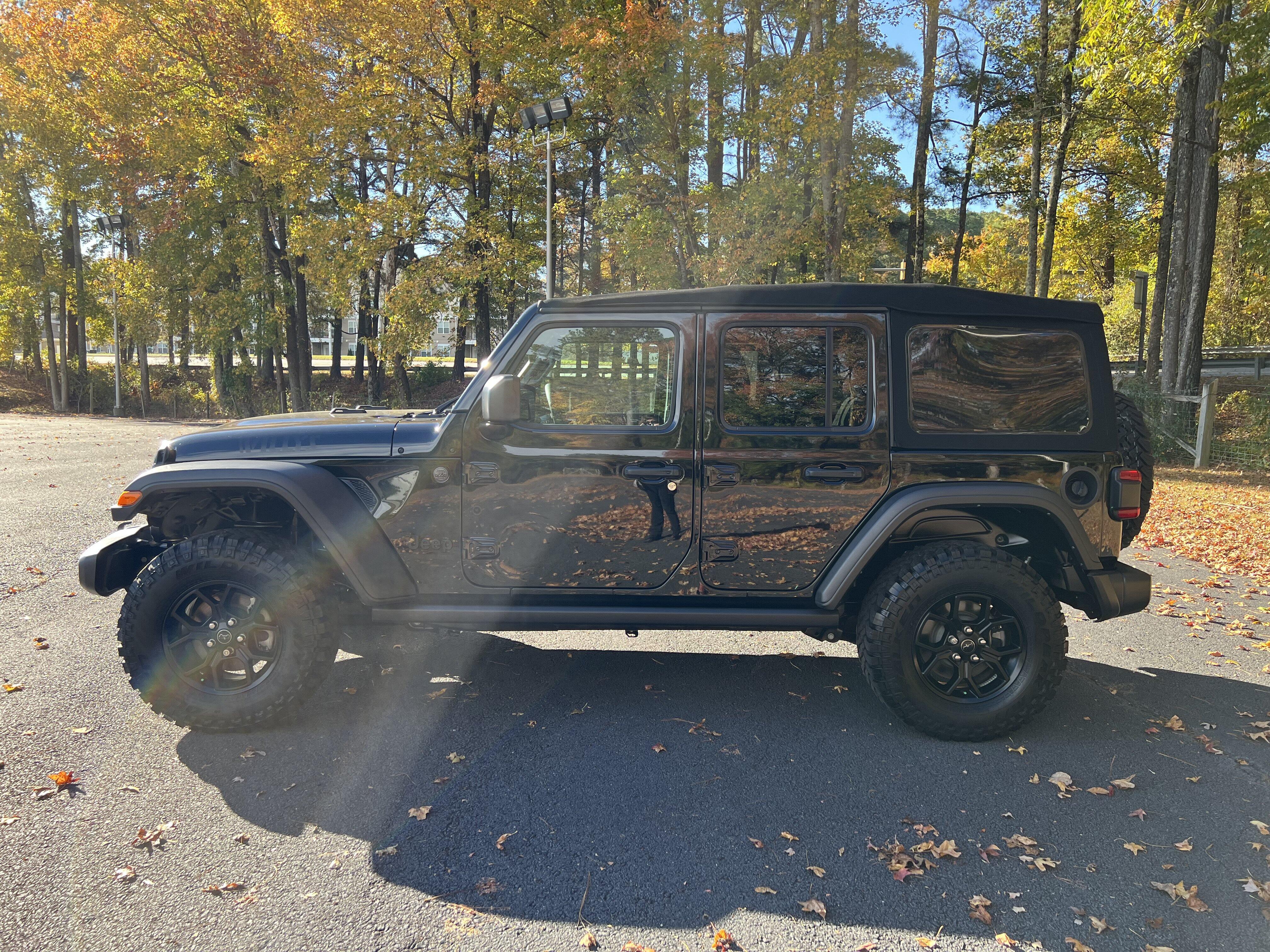 2024 Jeep Wrangler 4-Door Willys - Photo 6