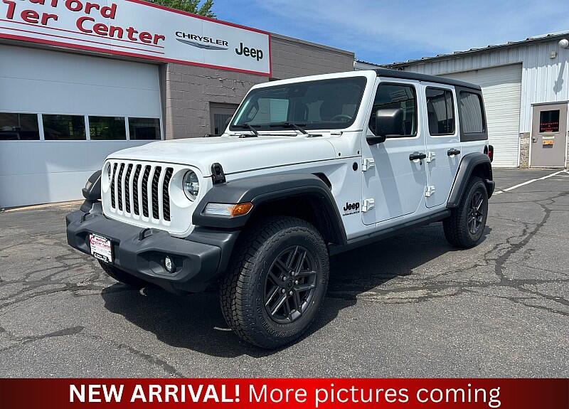 2024 Jeep Wrangler Sport S's photo