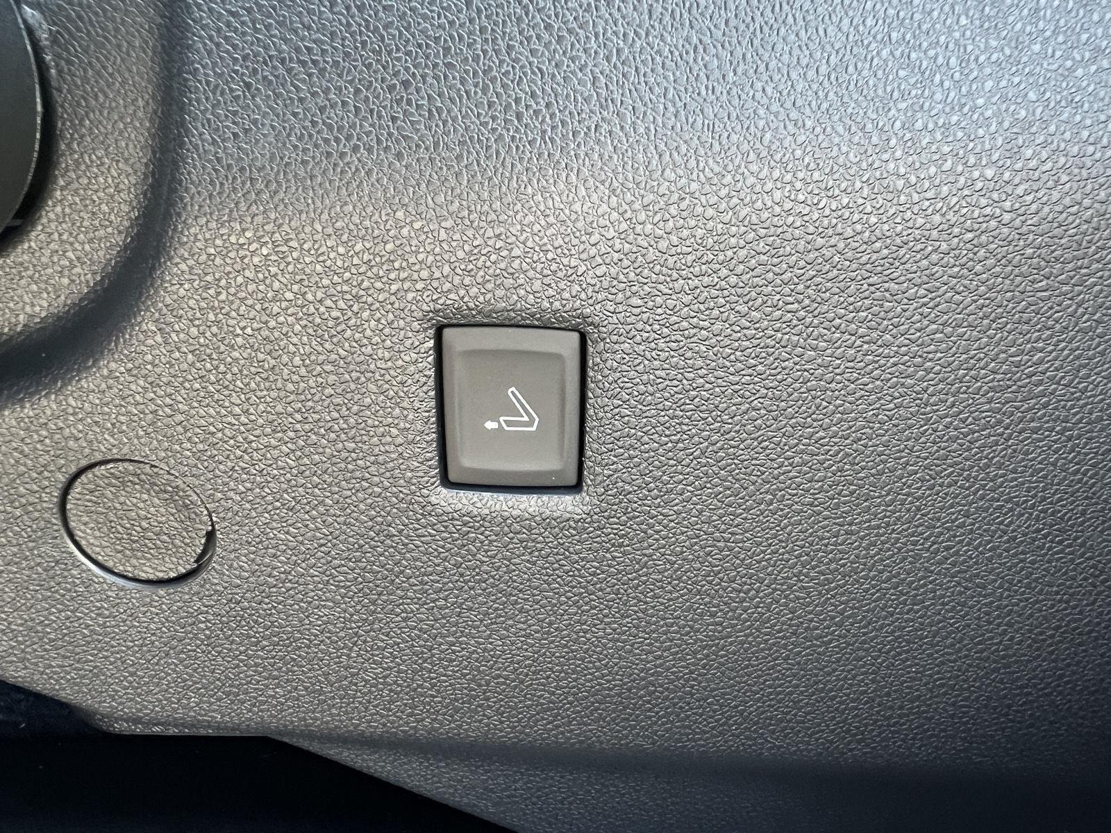 2026 GMC Acadia Denali Ultimate - Photo 51
