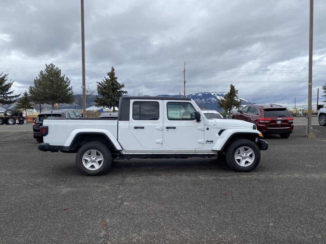 Used 2023 Jeep Gladiator Sport S with VIN 1C6HJTAG8PL506897 for sale in Island City, OR