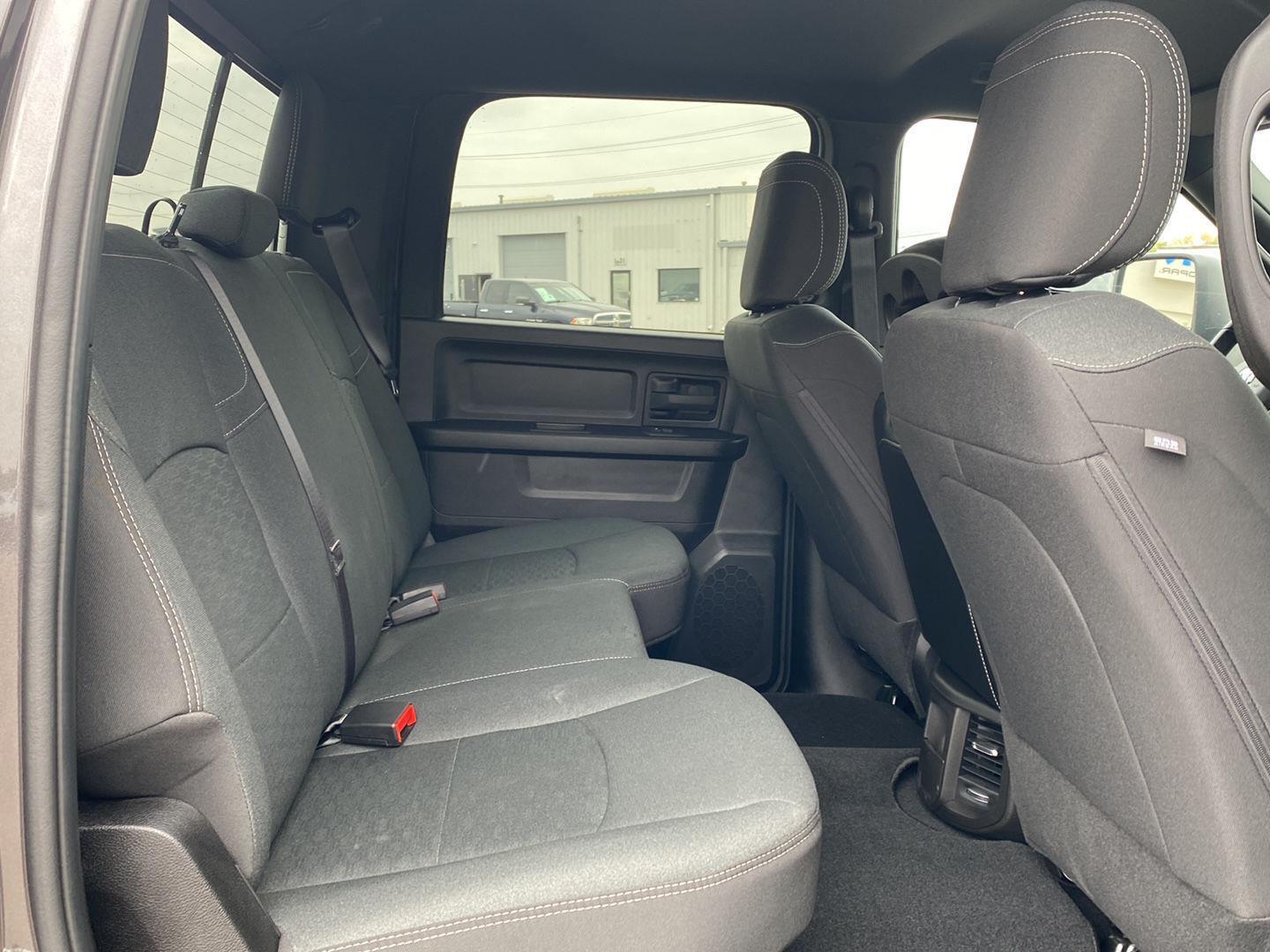 2025 RAM 2500 Tradesman - Photo 16