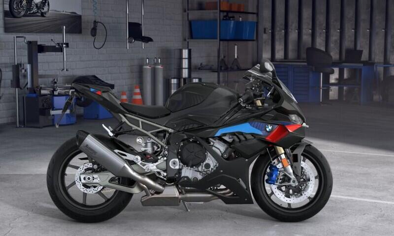 2027 BMW S 1000 RR
