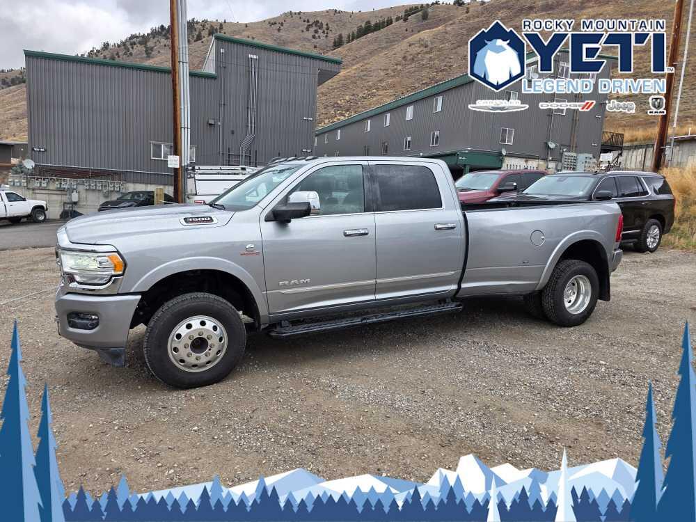 2022 RAM Ram 3500 Pickup Limited's photo
