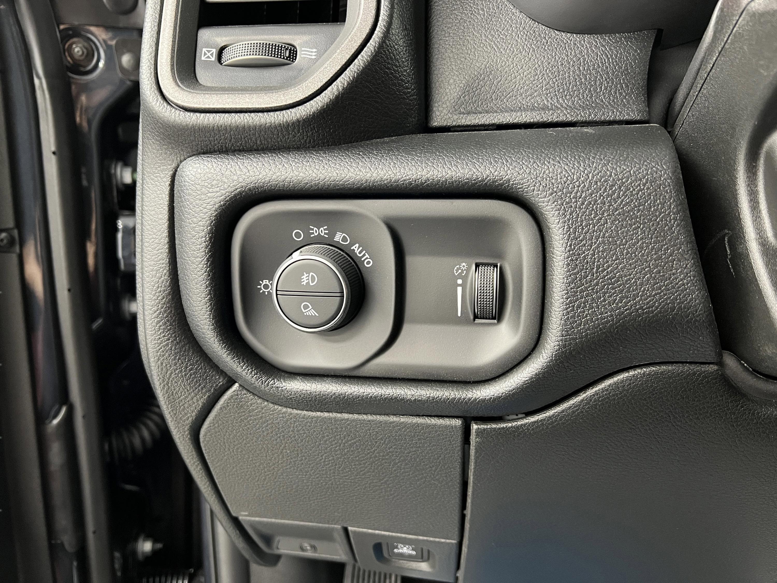 2026 RAM 2500 Tradesman - Photo 17