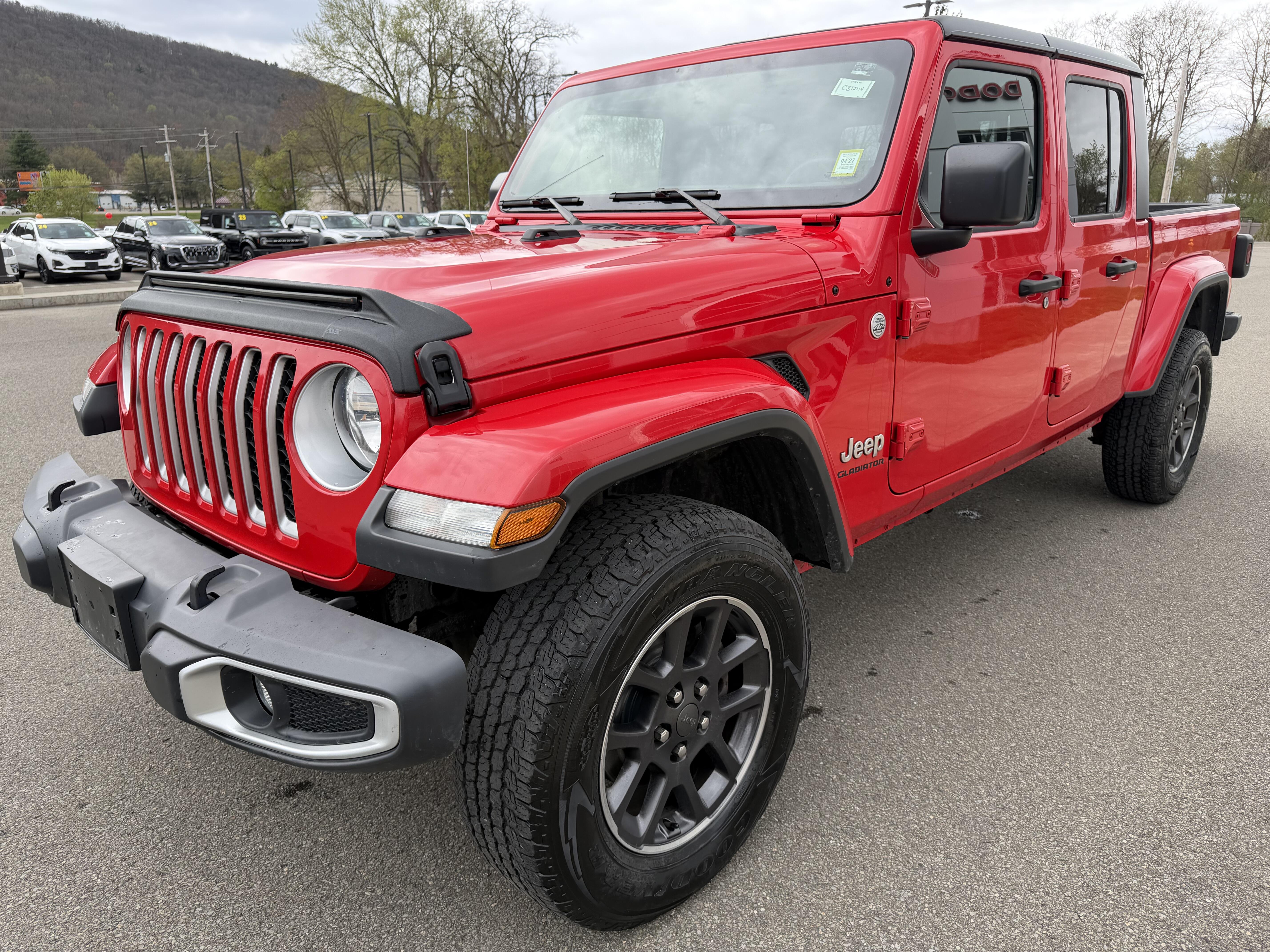 2020 Jeep Gladiator Overland's photo