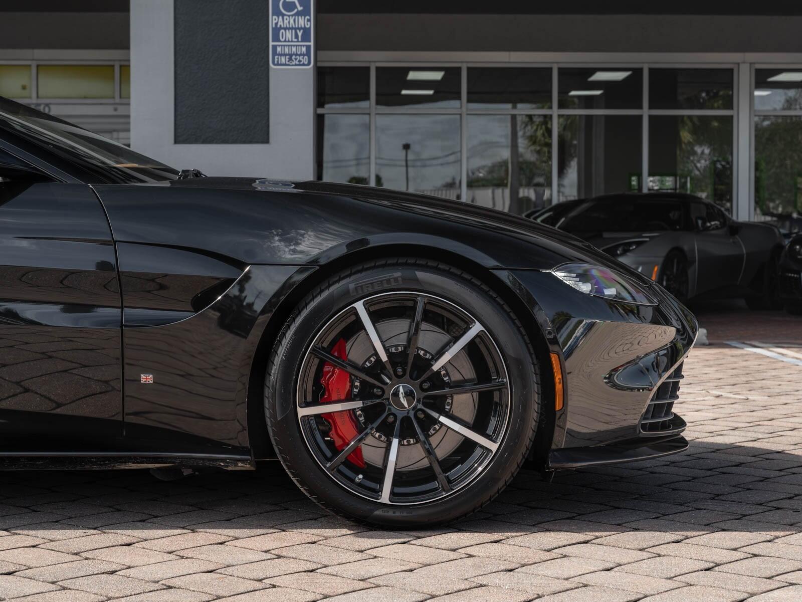 Used 2021 Aston Martin Vantage 