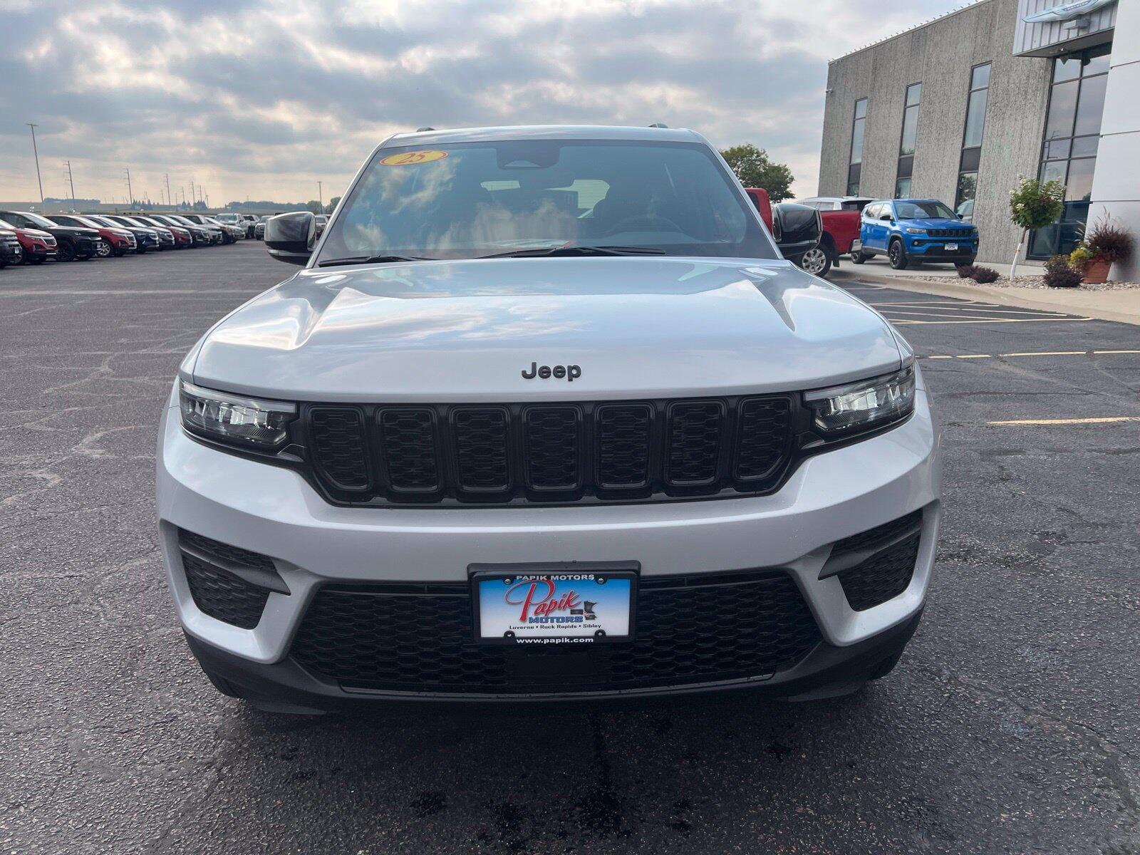 2025 Jeep Grand Cherokee Altitude - Photo 7