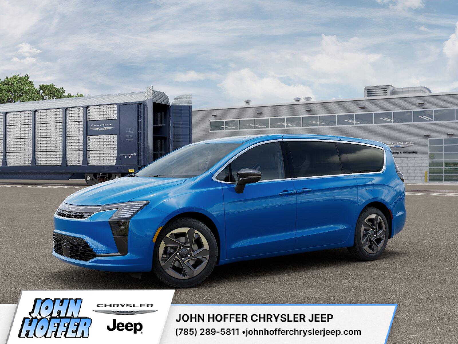 2027 Chrysler Pacifica Limited's photo