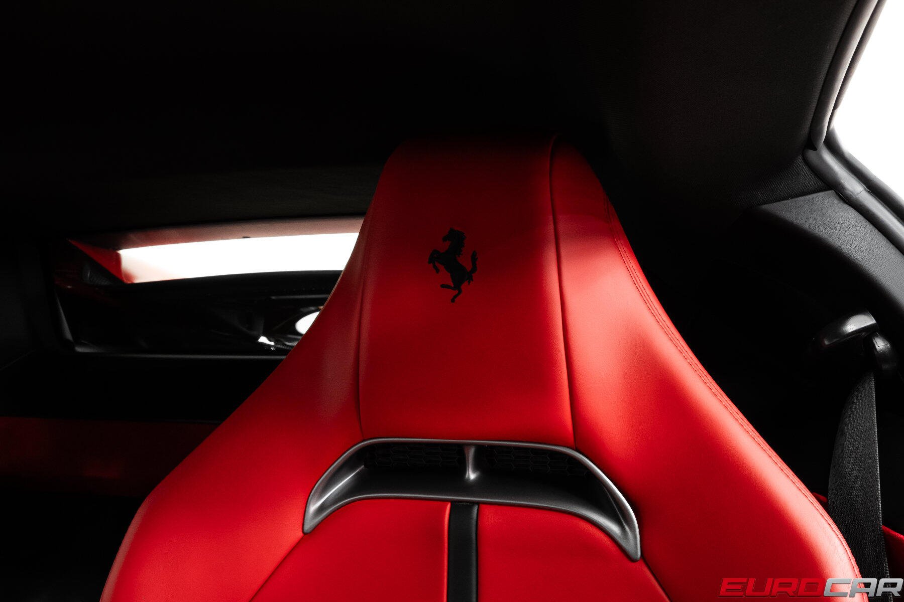 2021 Ferrari SF90 Stradale *CARBON STEERING WHEEL * FULL ELECTRIC SEATS*Image 43