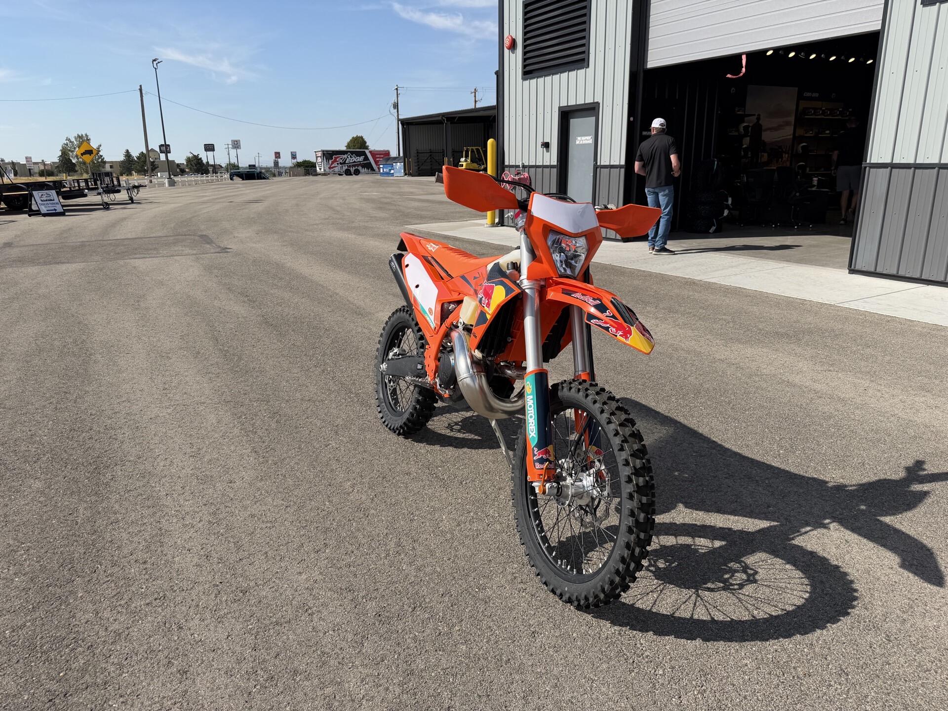 2025 KTM XCW 300