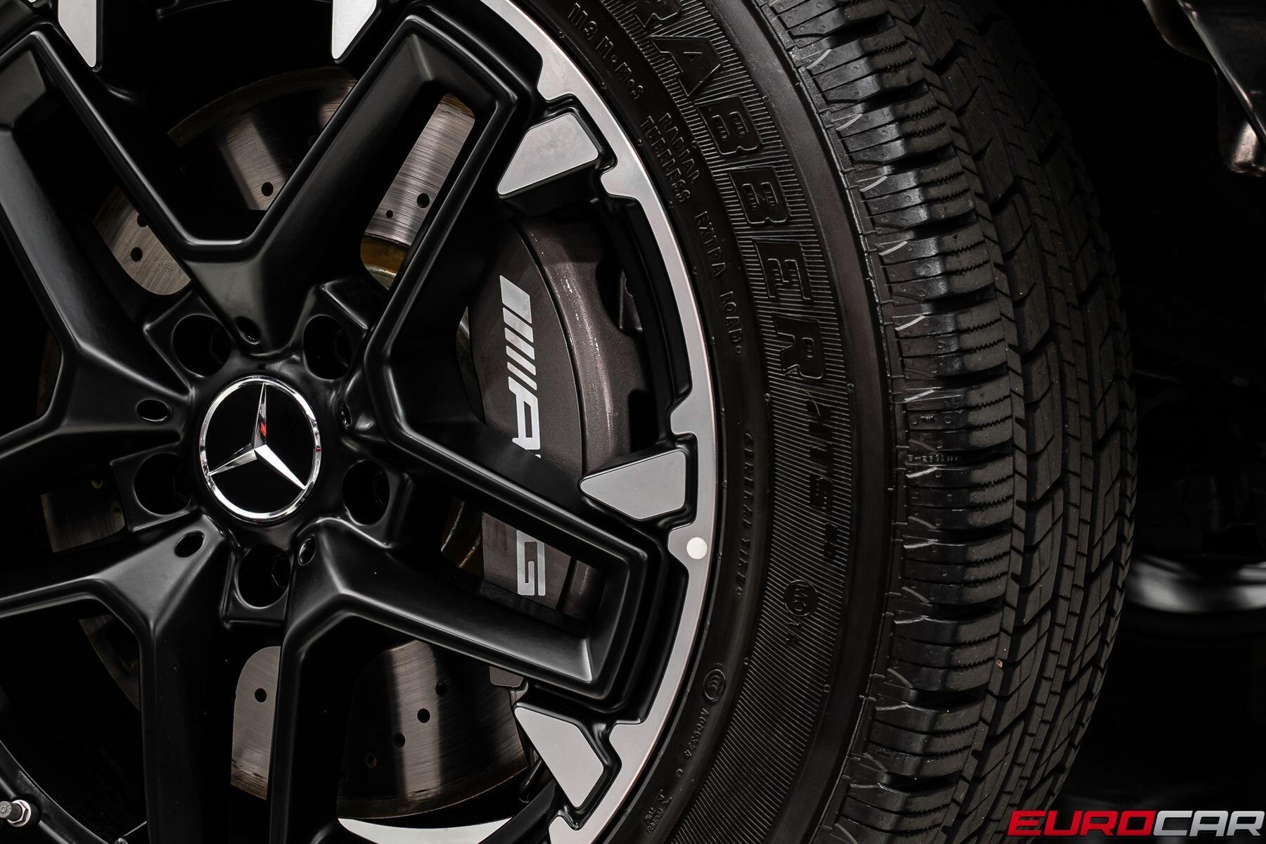 2025 Mercedes-Benz G-Class G 63 *CHERRY WOOD LUGGAGE COMPARTMENT*Image 23