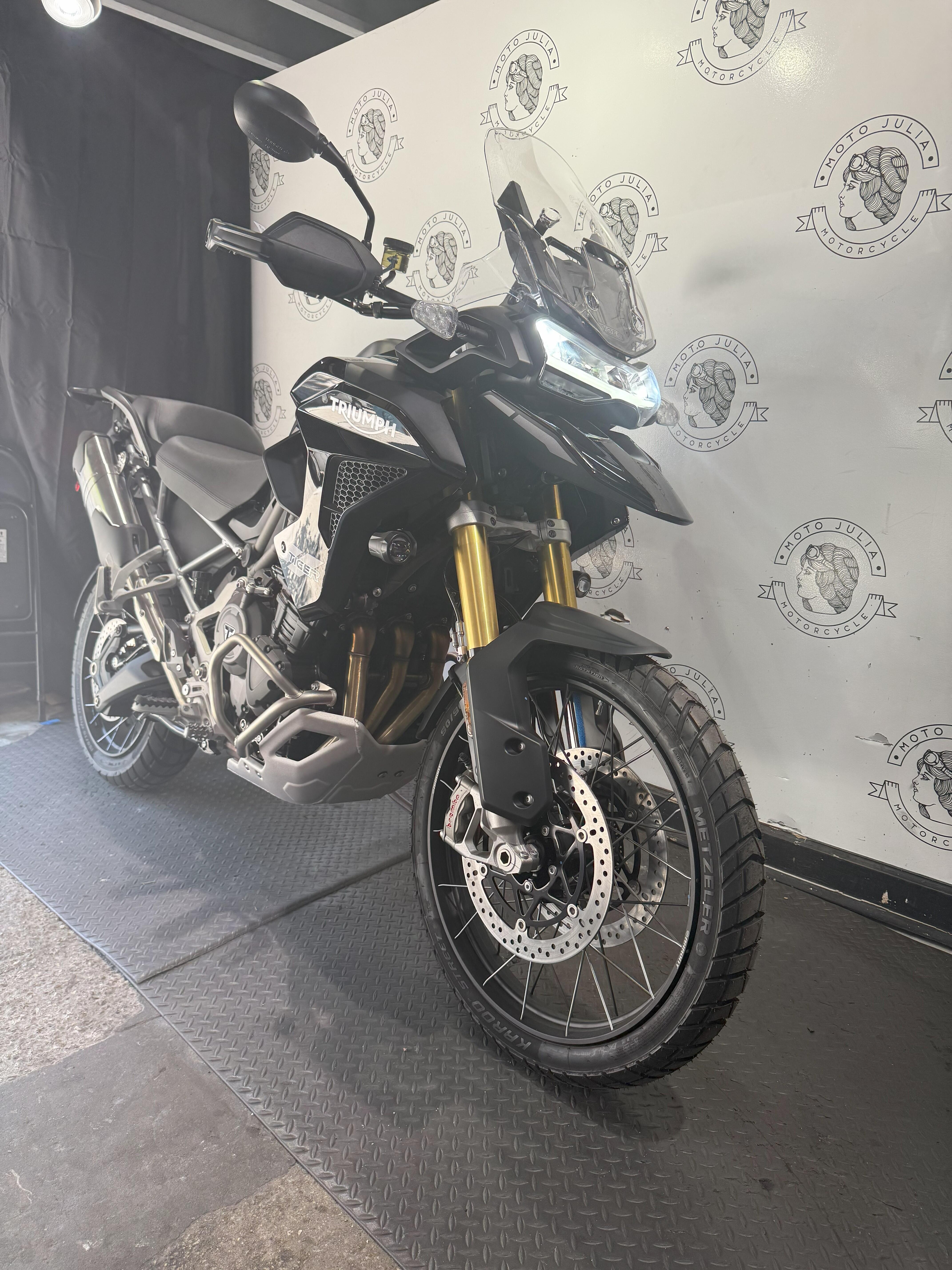 New 2025 Triumph TIGER 1200 RALLY PRO 