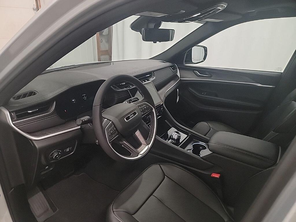 2025 Jeep Grand Cherokee L Limited - Photo 14
