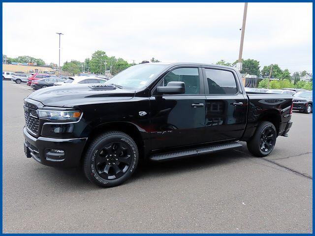 2026 RAM 1500 1500 Express Crew Cab 4x4 5'7' Box