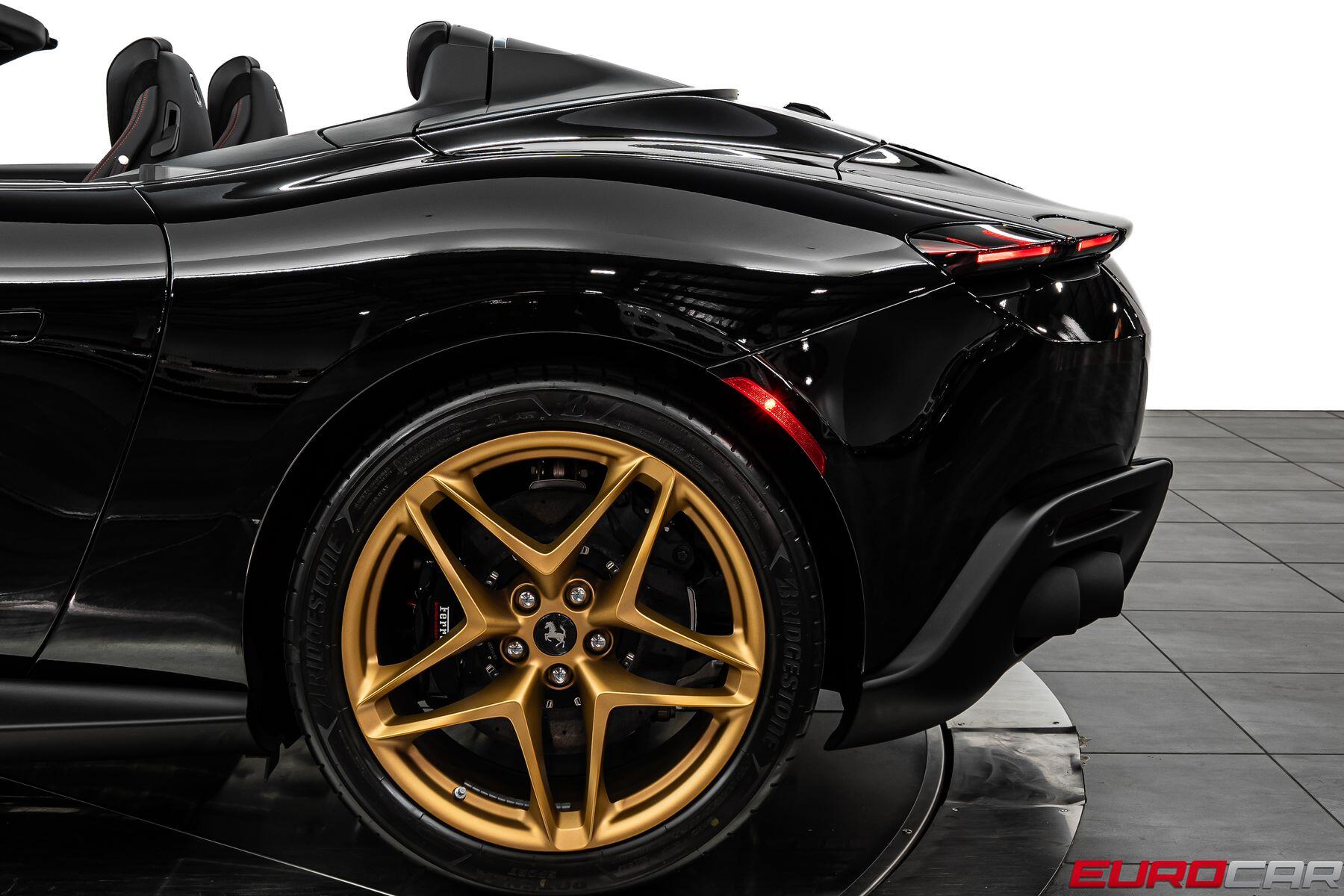 2026 Ferrari Roma Spider *CARBON STEERING WHEEL * FRONT PPF*Image 18