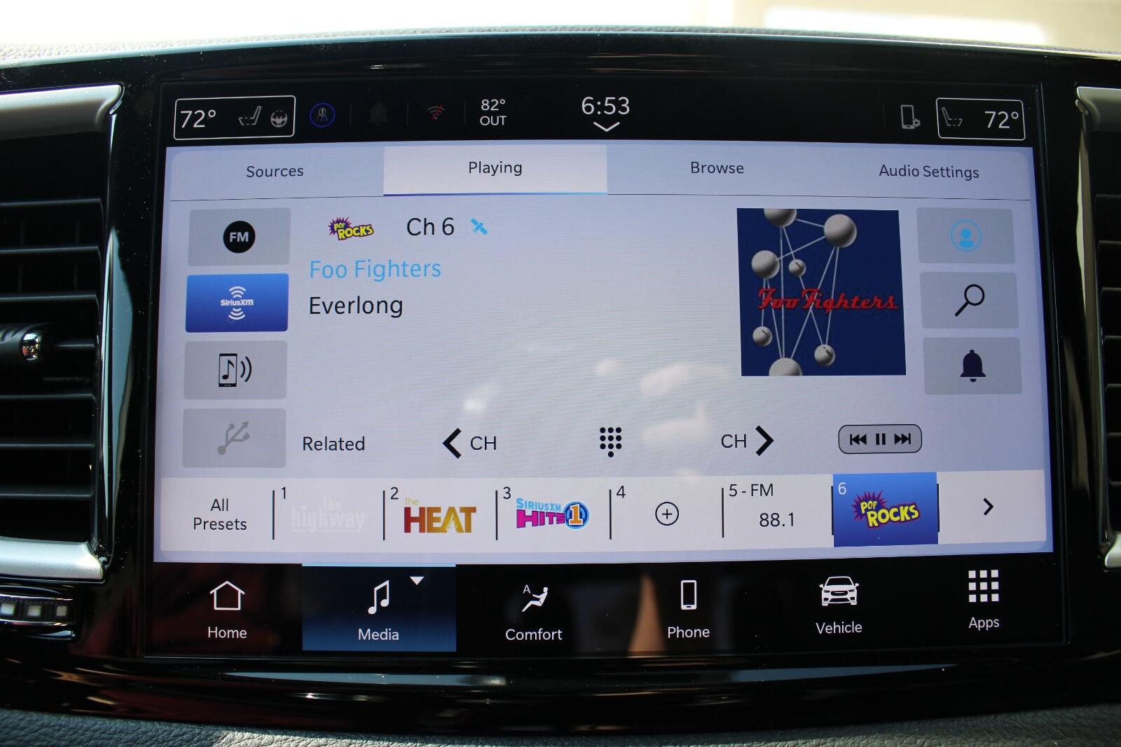 2026 Chrysler Pacifica Select - Photo 20
