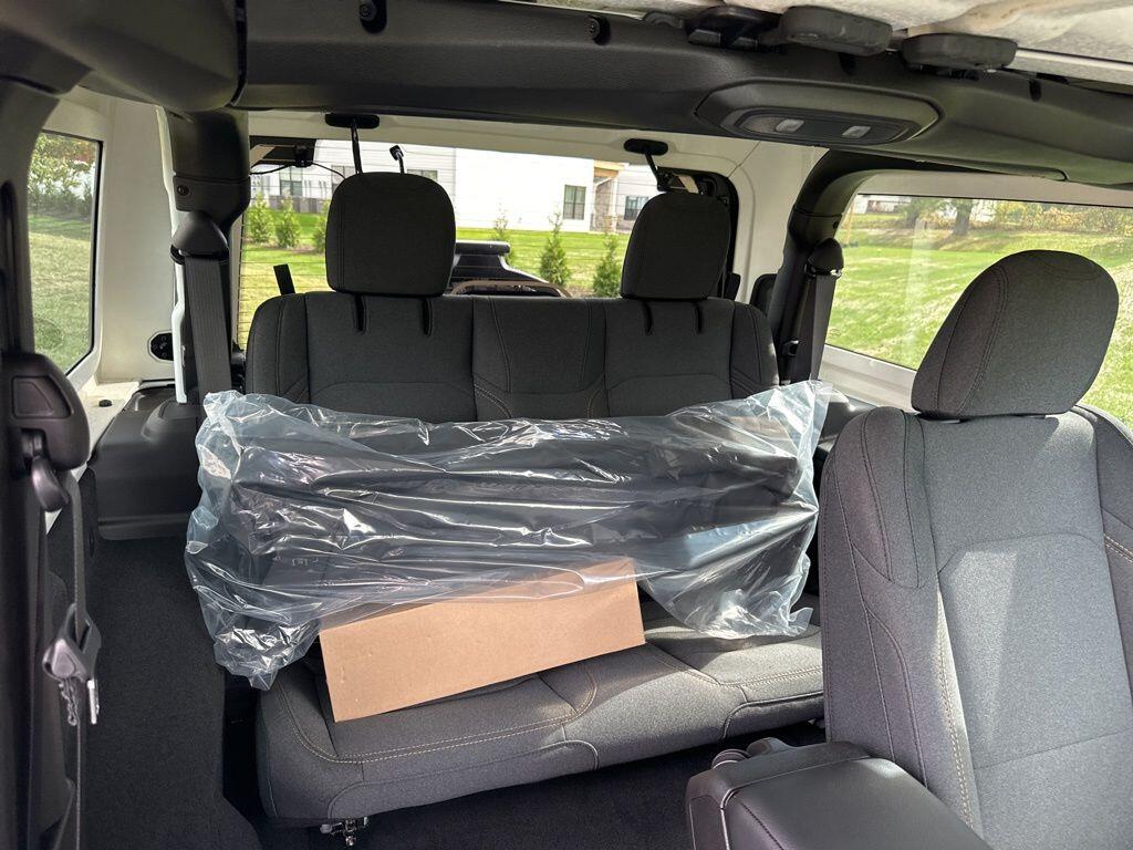 2026 Jeep Wrangler 2-Door Willys - Photo 31