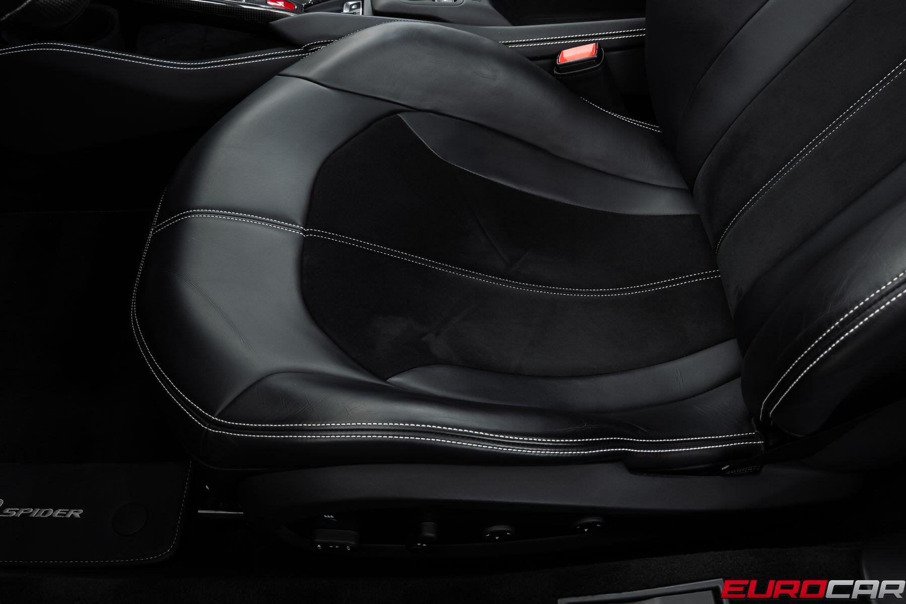 2022 Ferrari F8 Spider *CARBON STEERING WHEEL * FRONT LIFT*Image 45