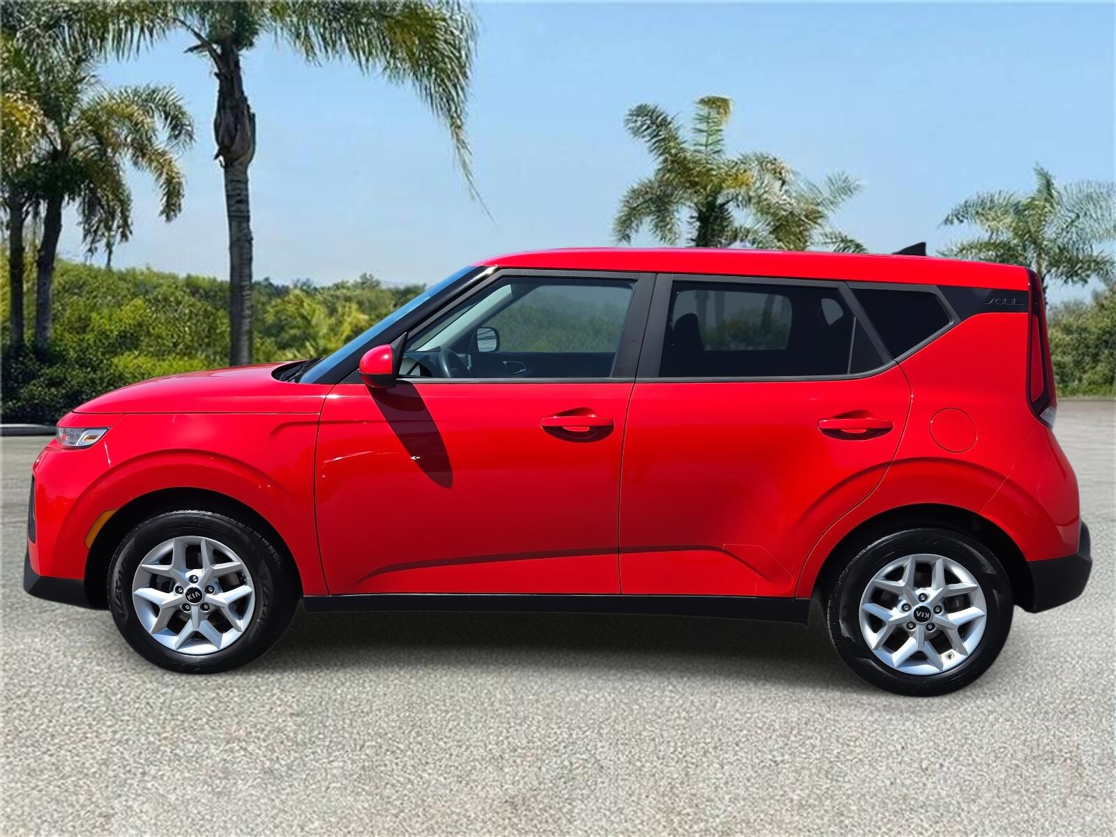 Used 2021 Kia Soul S with VIN KNDJ23AU5M7129382 for sale in Downey, CA