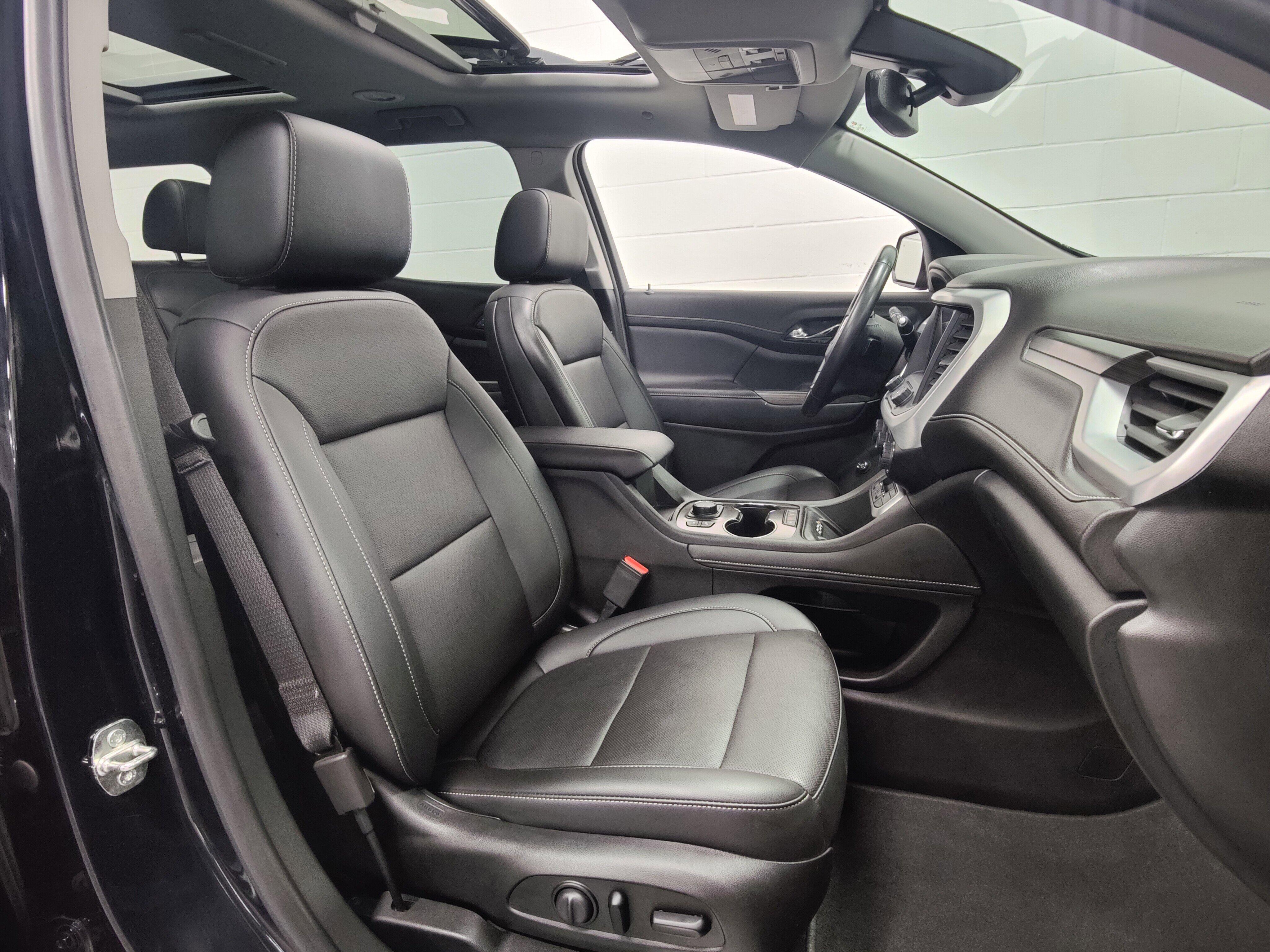 2021 GMC Acadia SLT - Photo 6