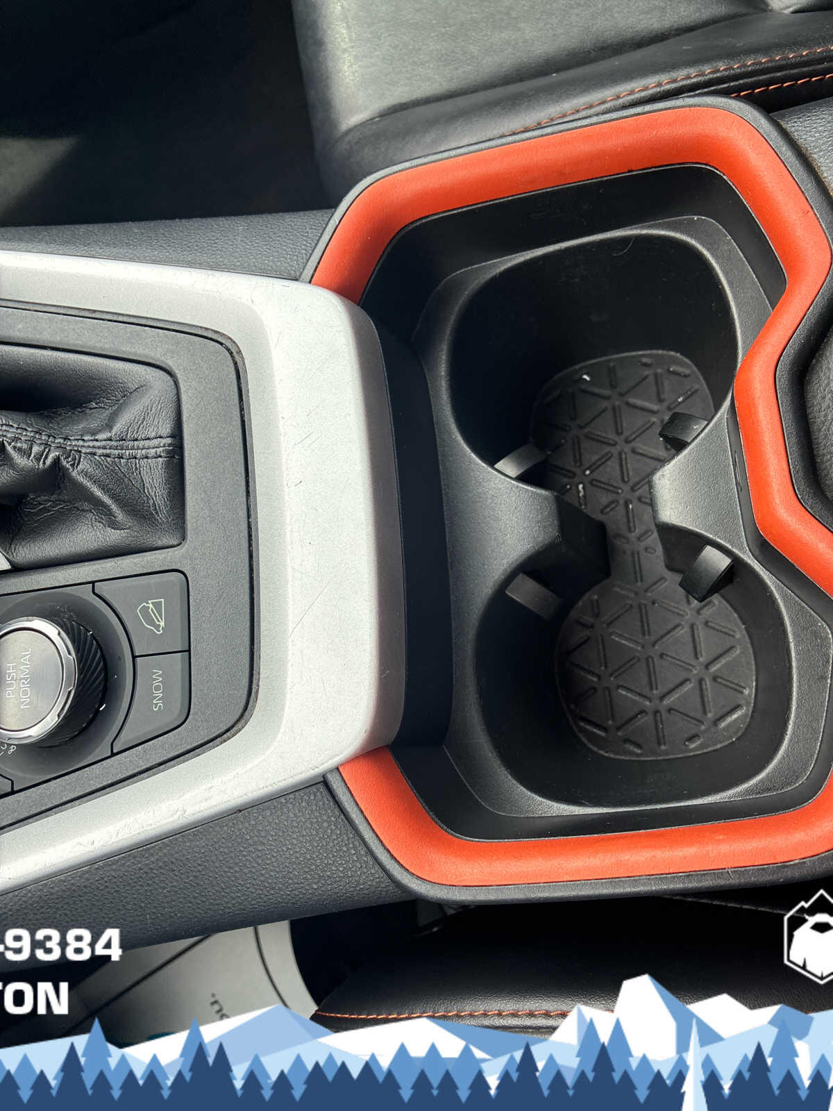 2020 Toyota RAV4 Adventure - Photo 20