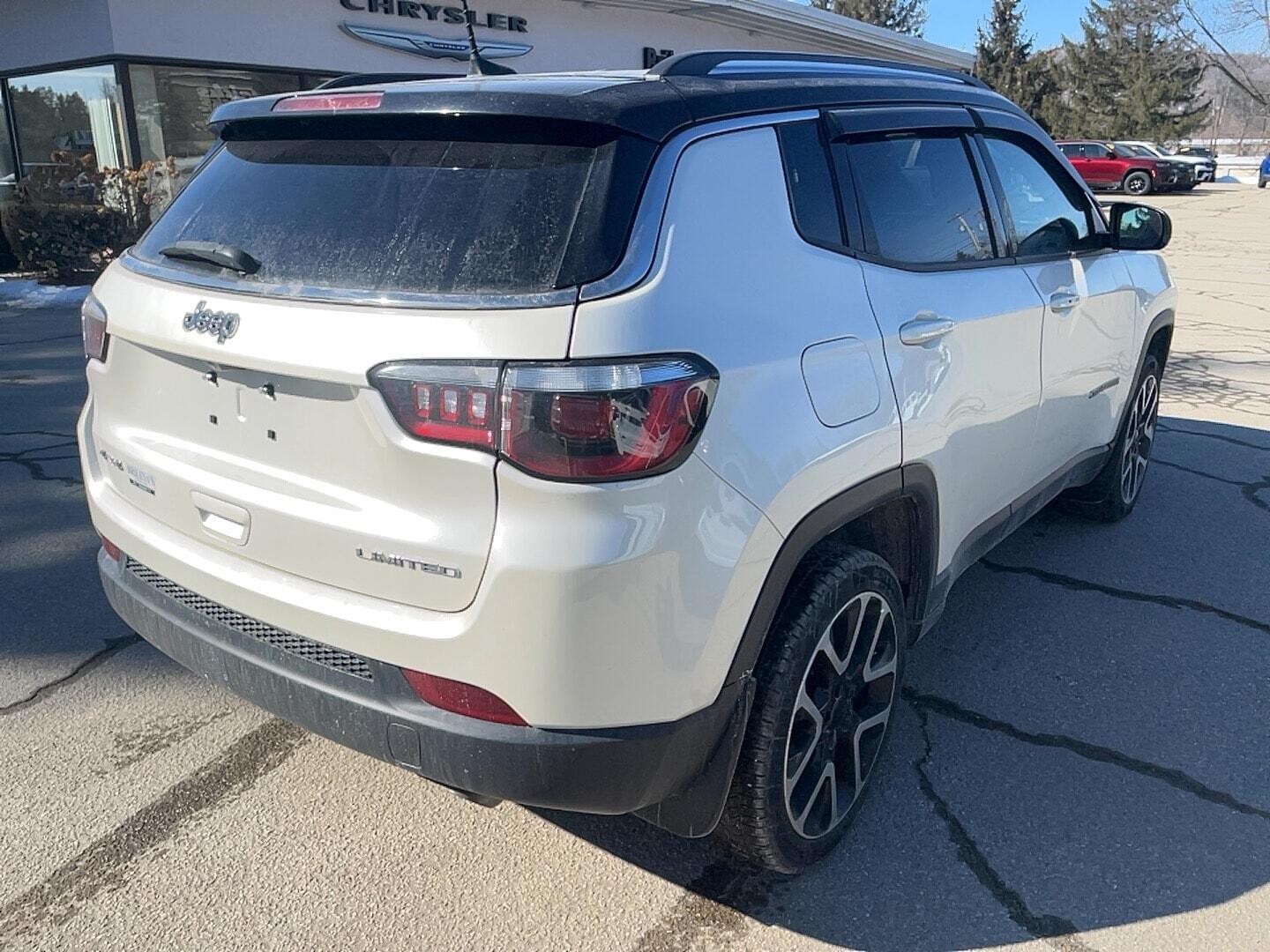View vehicle photo 5
