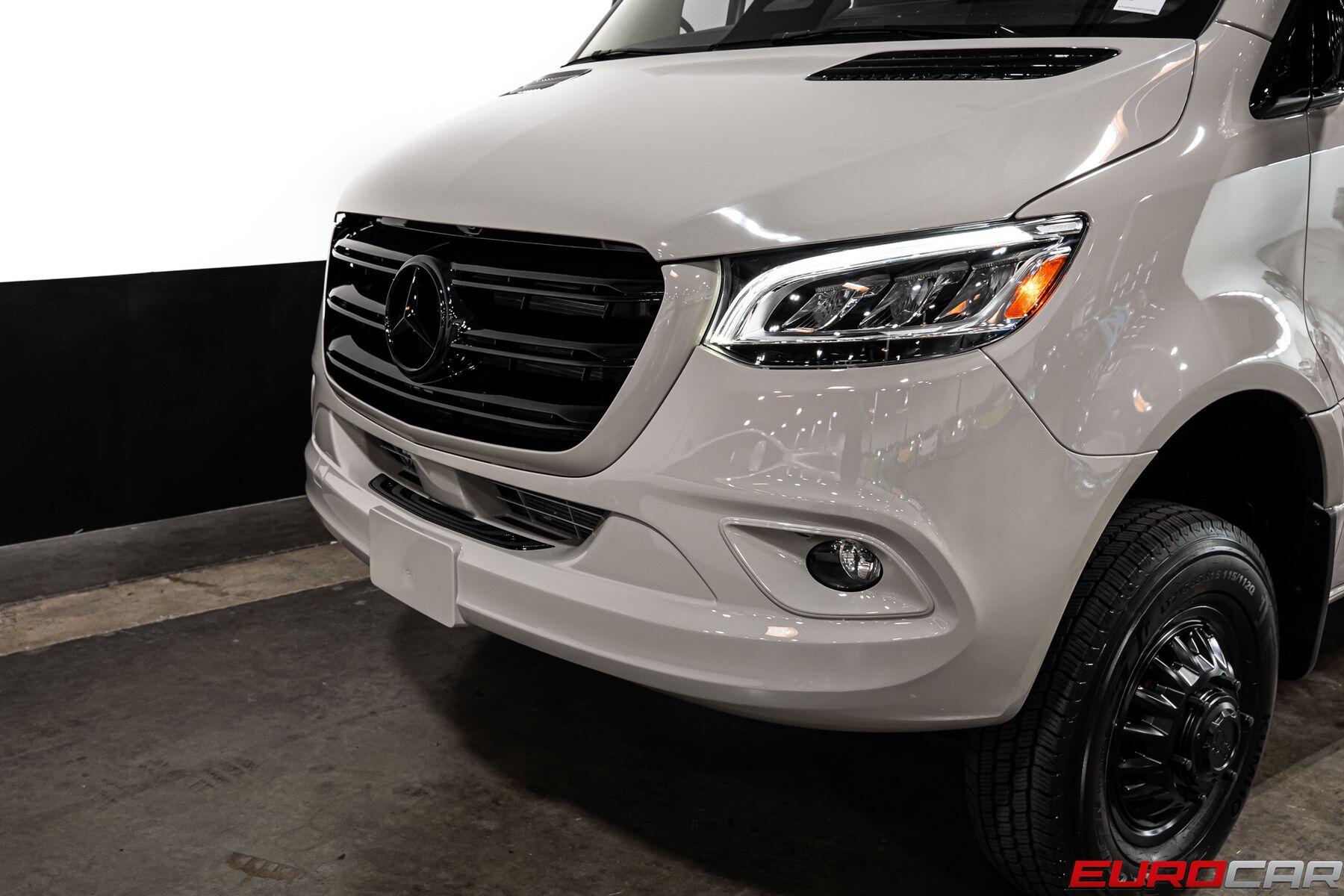 2025 Mercedes-Benz Sprinter 3500 Cargo 170 WB High Roof *KITCHENETTE*Image 11