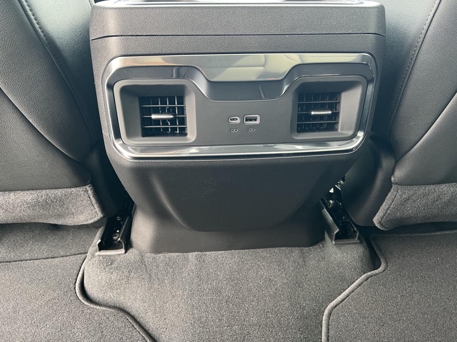 2026 GMC Sierra 1500 SLT - Photo 50