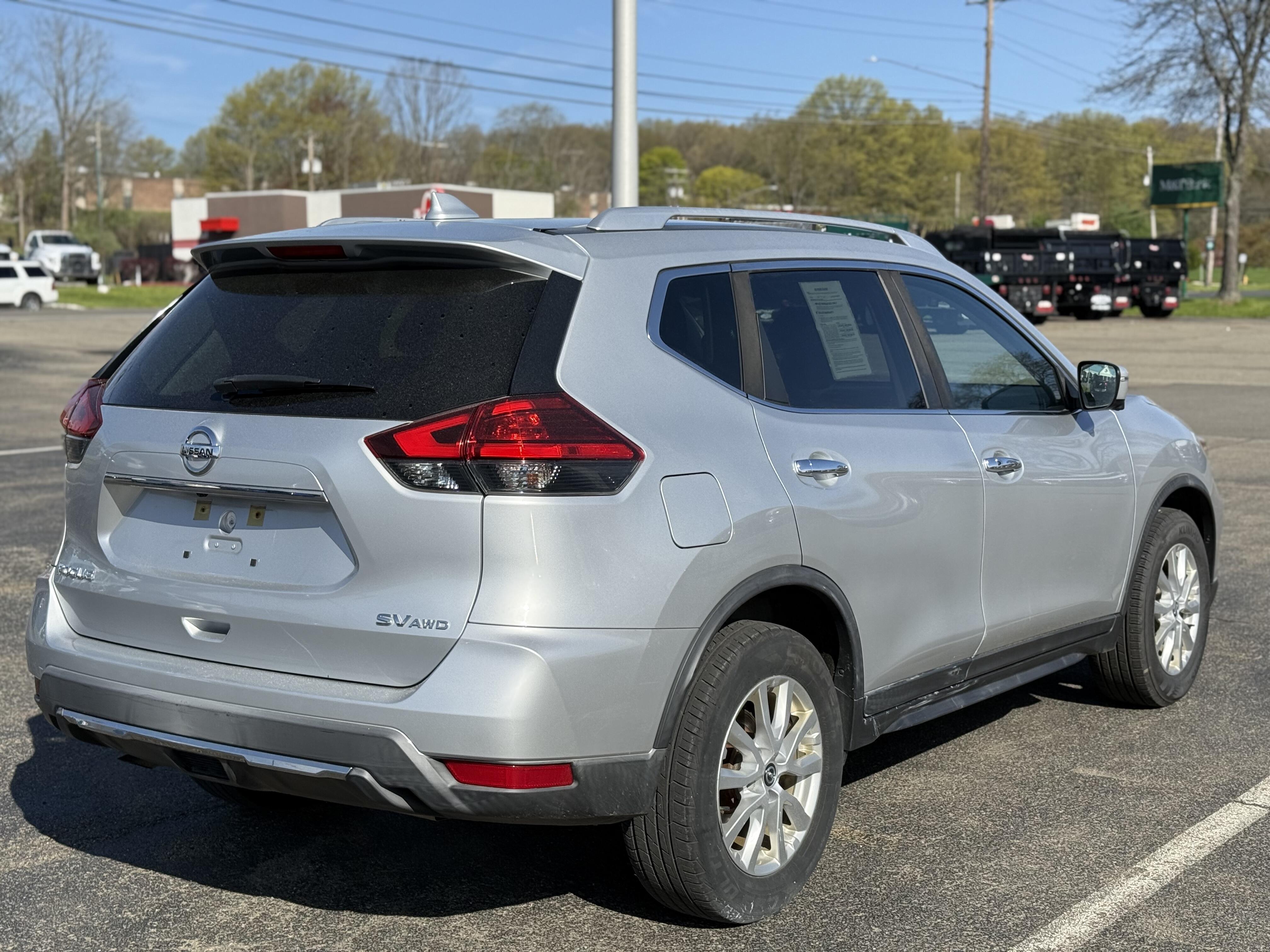 Used 2017 Nissan Rogue SV with VIN KNMAT2MV5HP558507 for sale in Elmira, NY