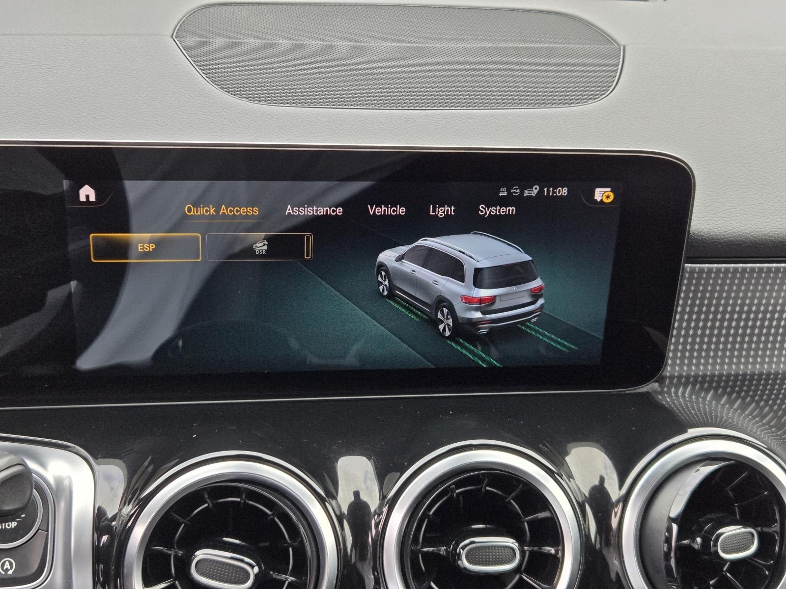 2022 Mercedes-Benz GLB Base - Photo 11