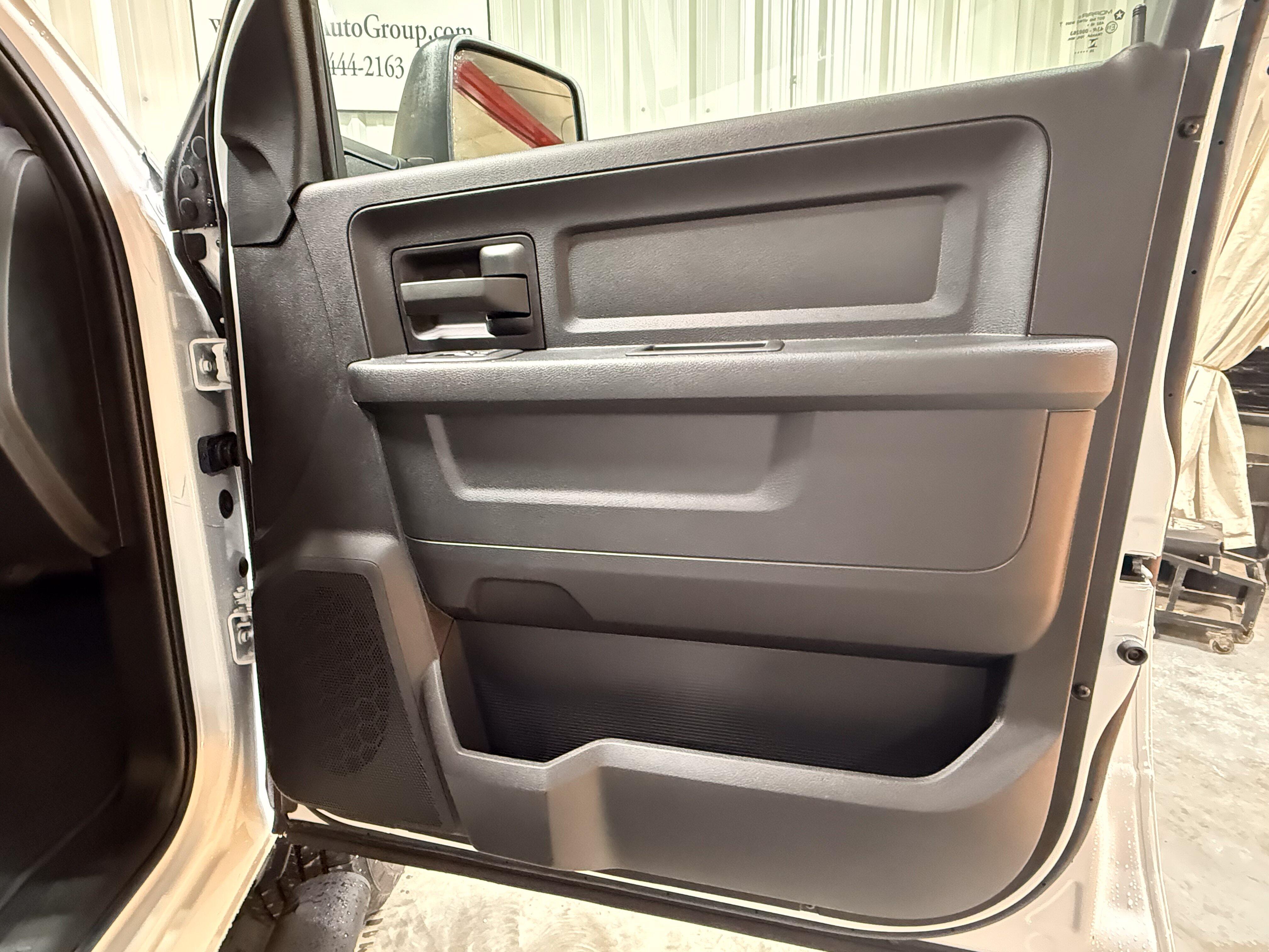 2026 RAM 2500 Tradesman - Photo 9