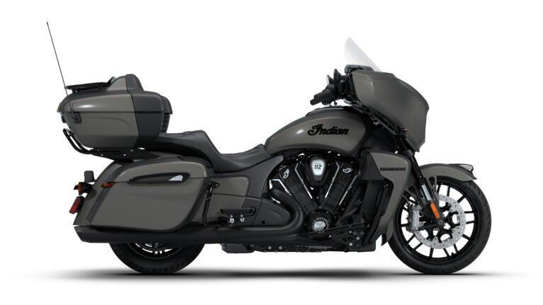 2026 Indian Motorcycle Roadmaster Dark Horse