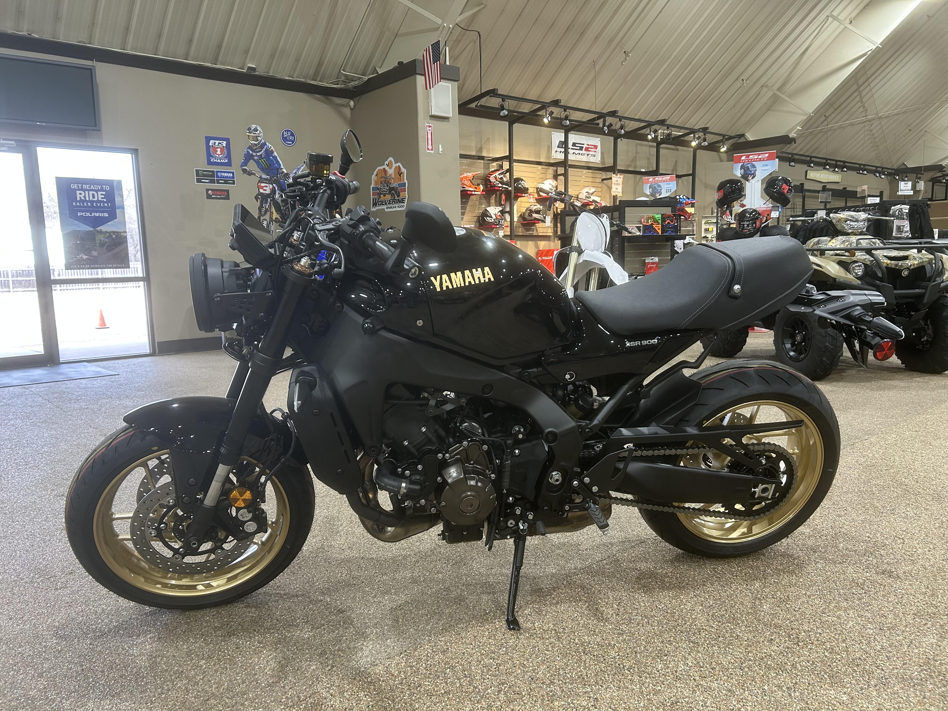 2026 Yamaha XSR900