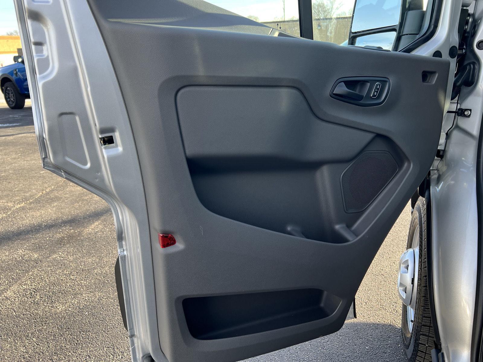 2026 Ford Transit Van Base - Photo 14