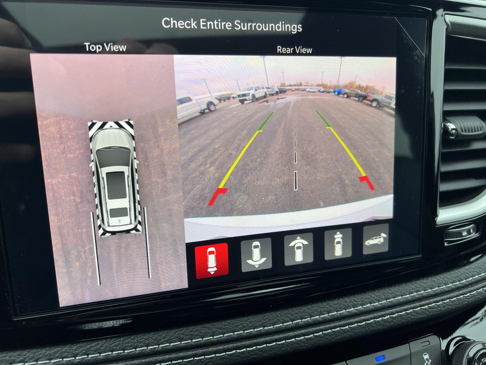 2026 Chrysler Pacifica Select - Photo 30