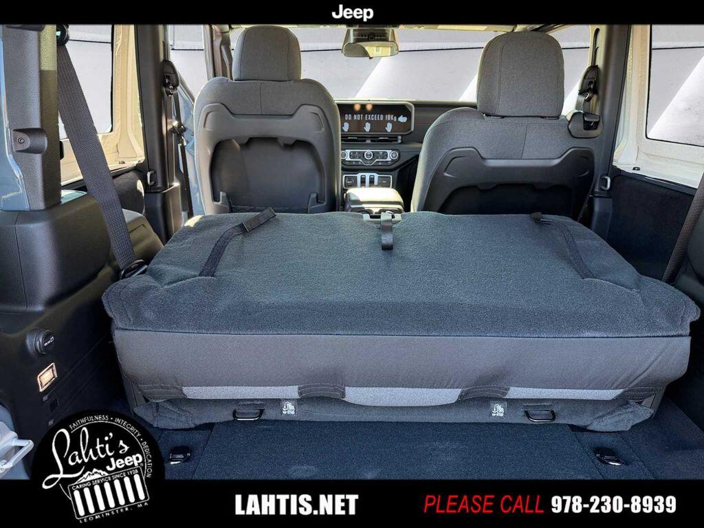 2026 Jeep Wrangler 2-Door Rubicon - Photo 12