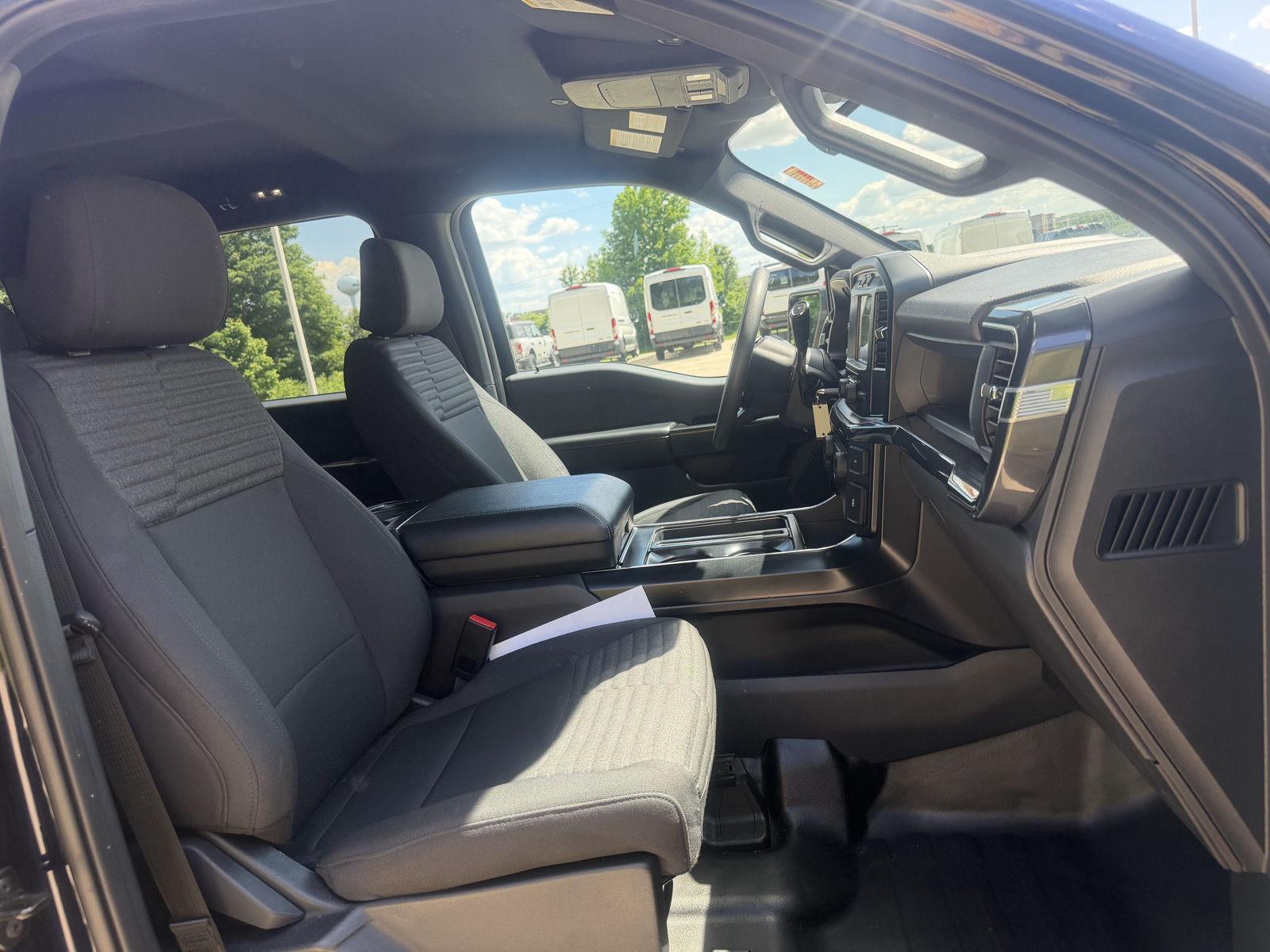 2023 Ford F-150 XL - Photo 29