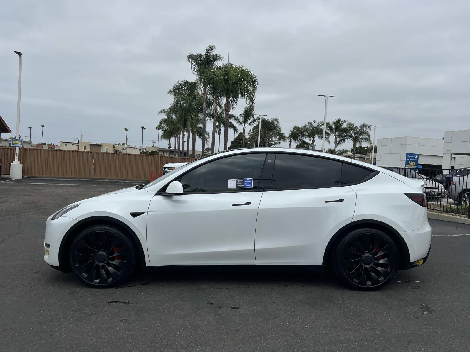 Used 2022 Tesla Model Y Performance with VIN 7SAYGDEF6NF484738 for sale in Huntington Beach, CA