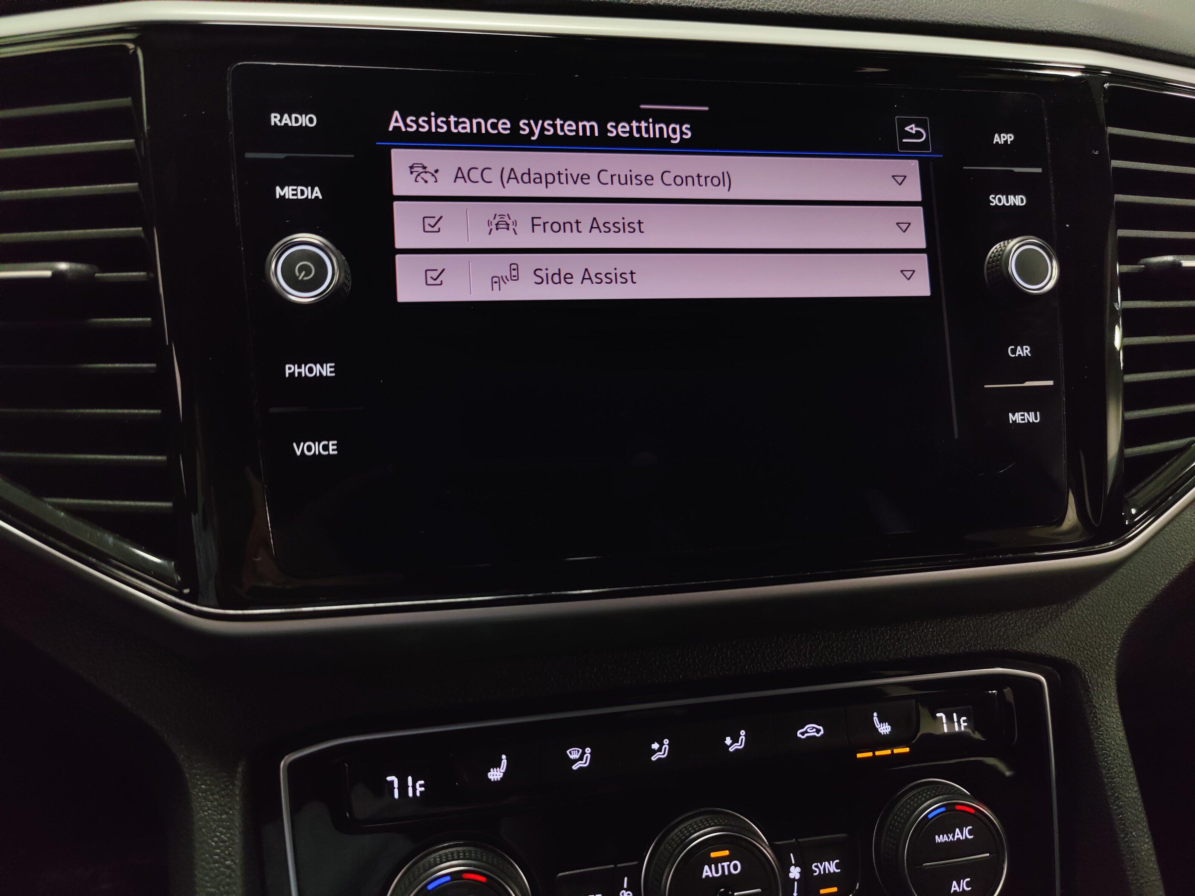 2023 Volkswagen Atlas Cross Sport SE w/Tech - Photo 22
