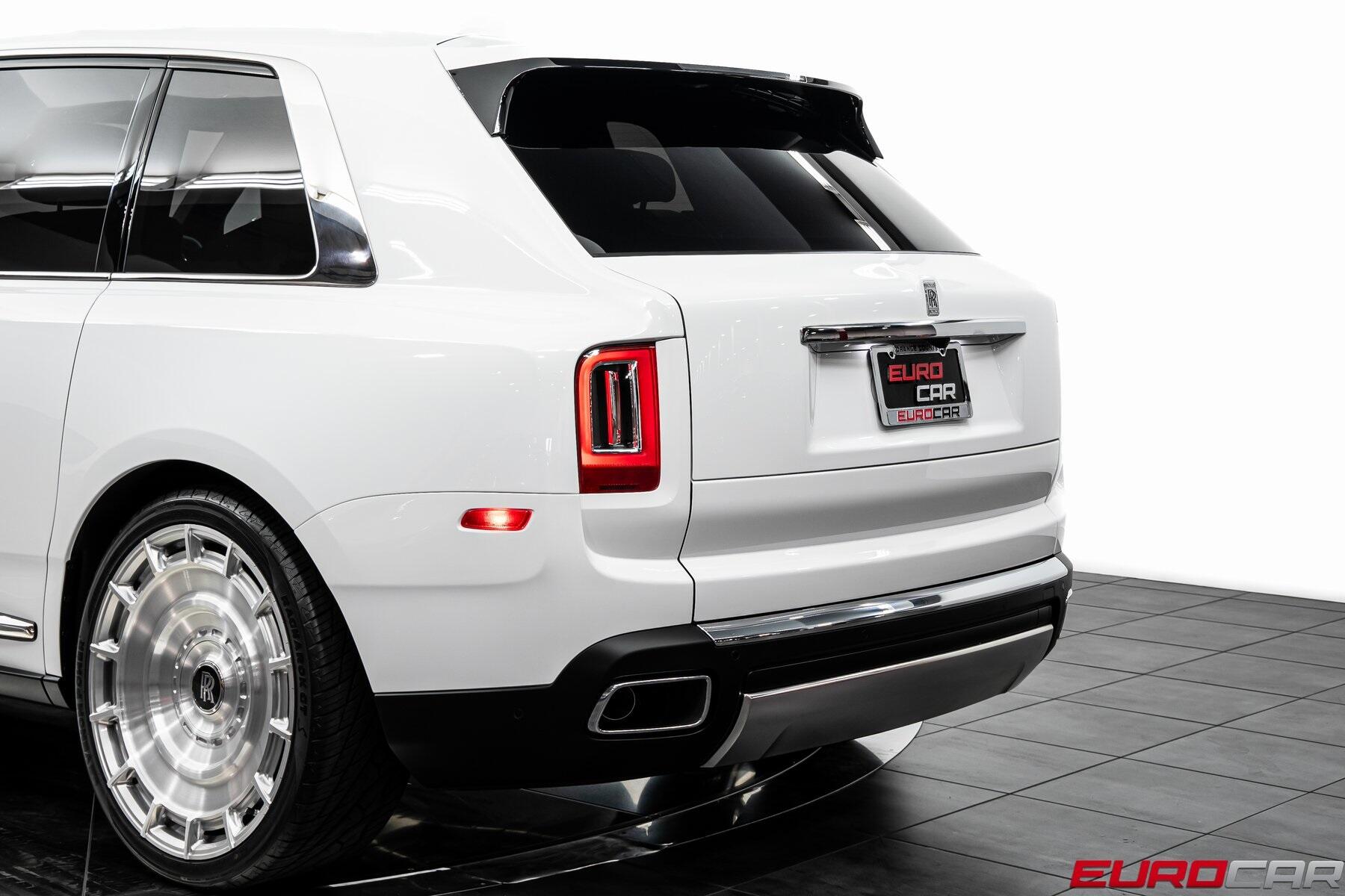 Used 2024 Rolls-Royce Cullinan *BESPOKE INTERIOR * SHOOTING STAR HEADLINER*Image 16