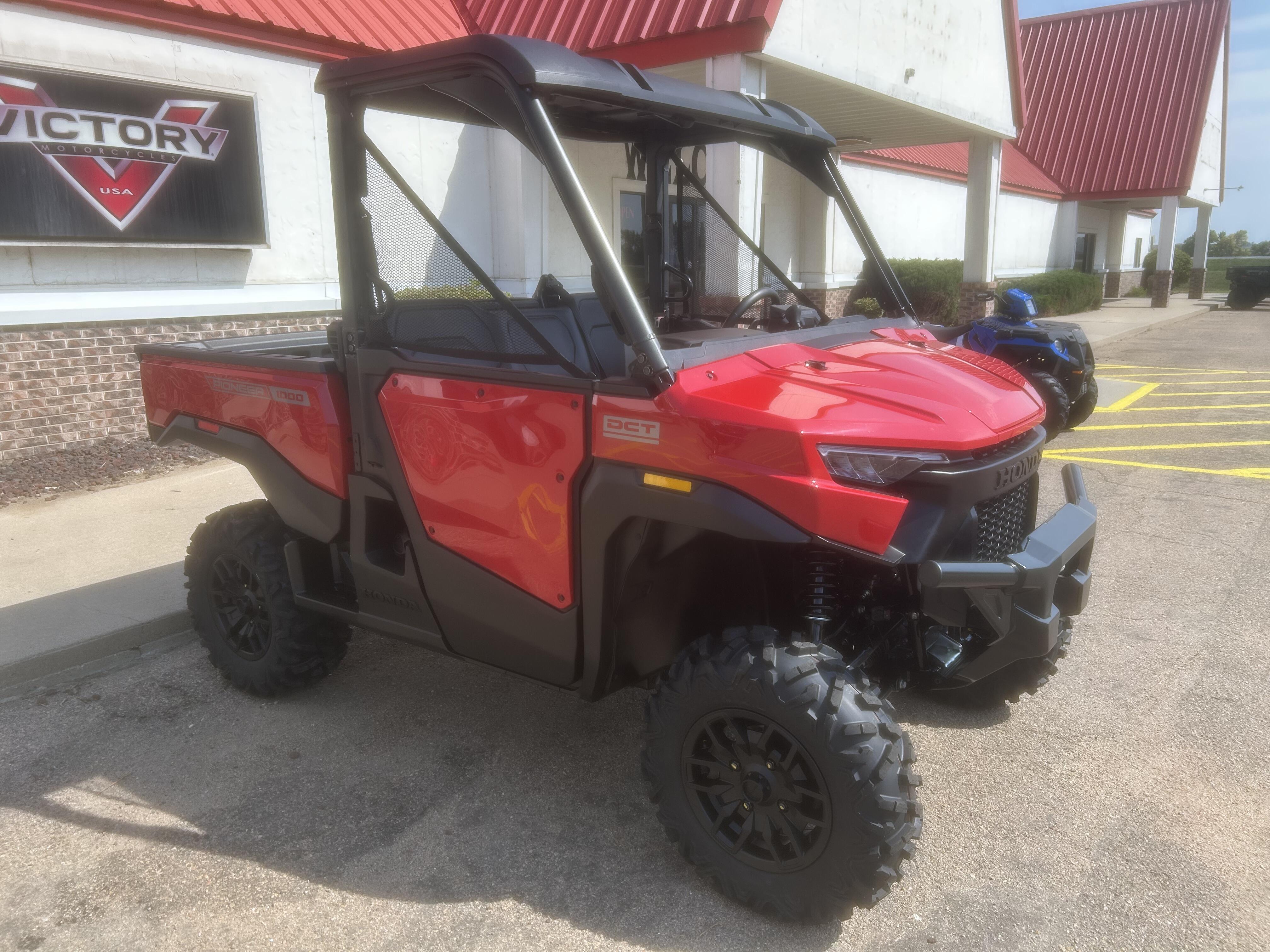 2026 Honda PIONEER 1000 DELUXE