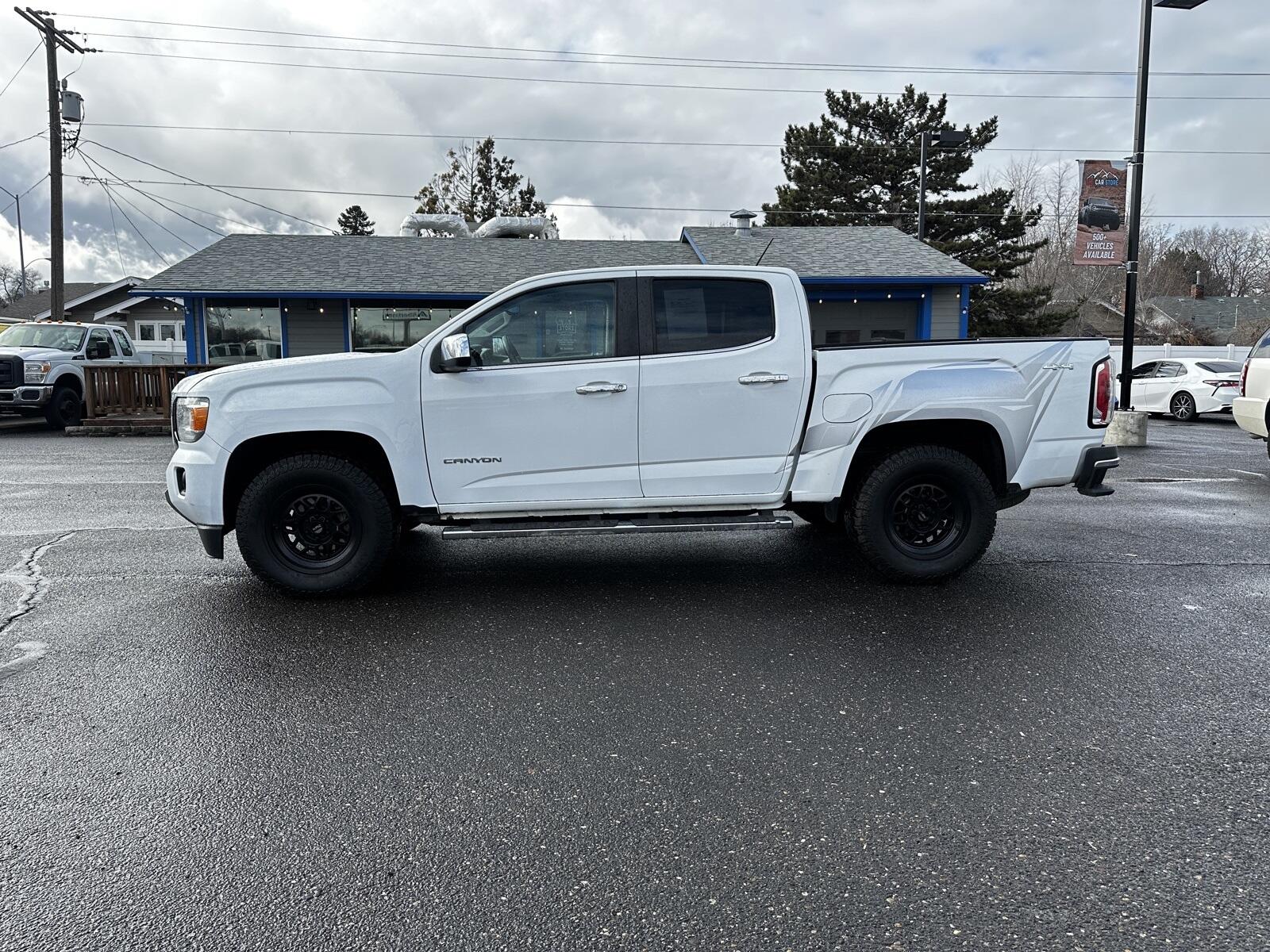 2017 GMC Canyon SLT photo 5