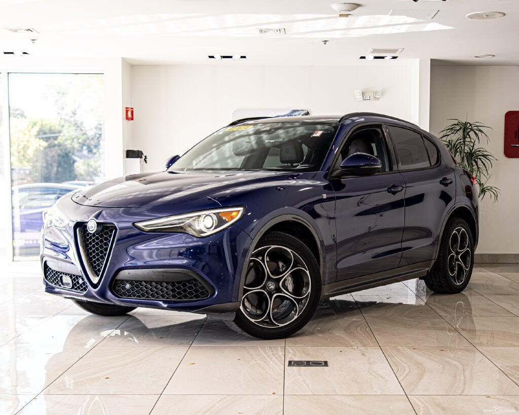 2022 Alfa Romeo Stelvio