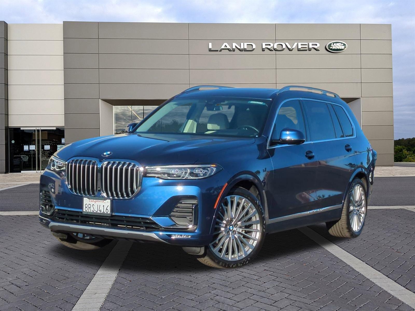 2020 BMW X7 40i's photo