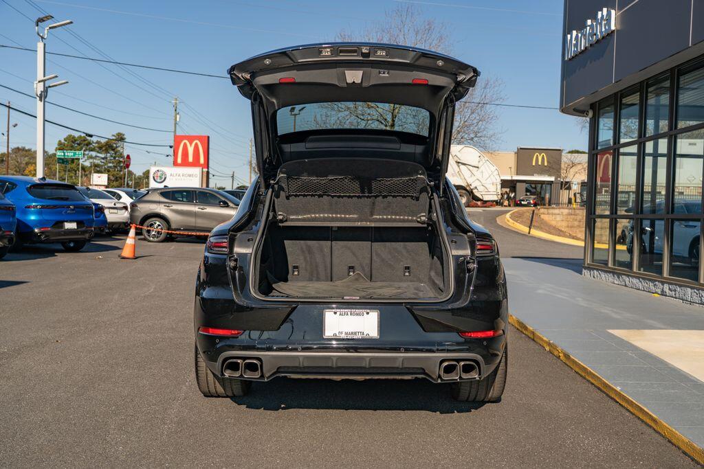 2020 Porsche Cayenne Coup Turbo photo 6