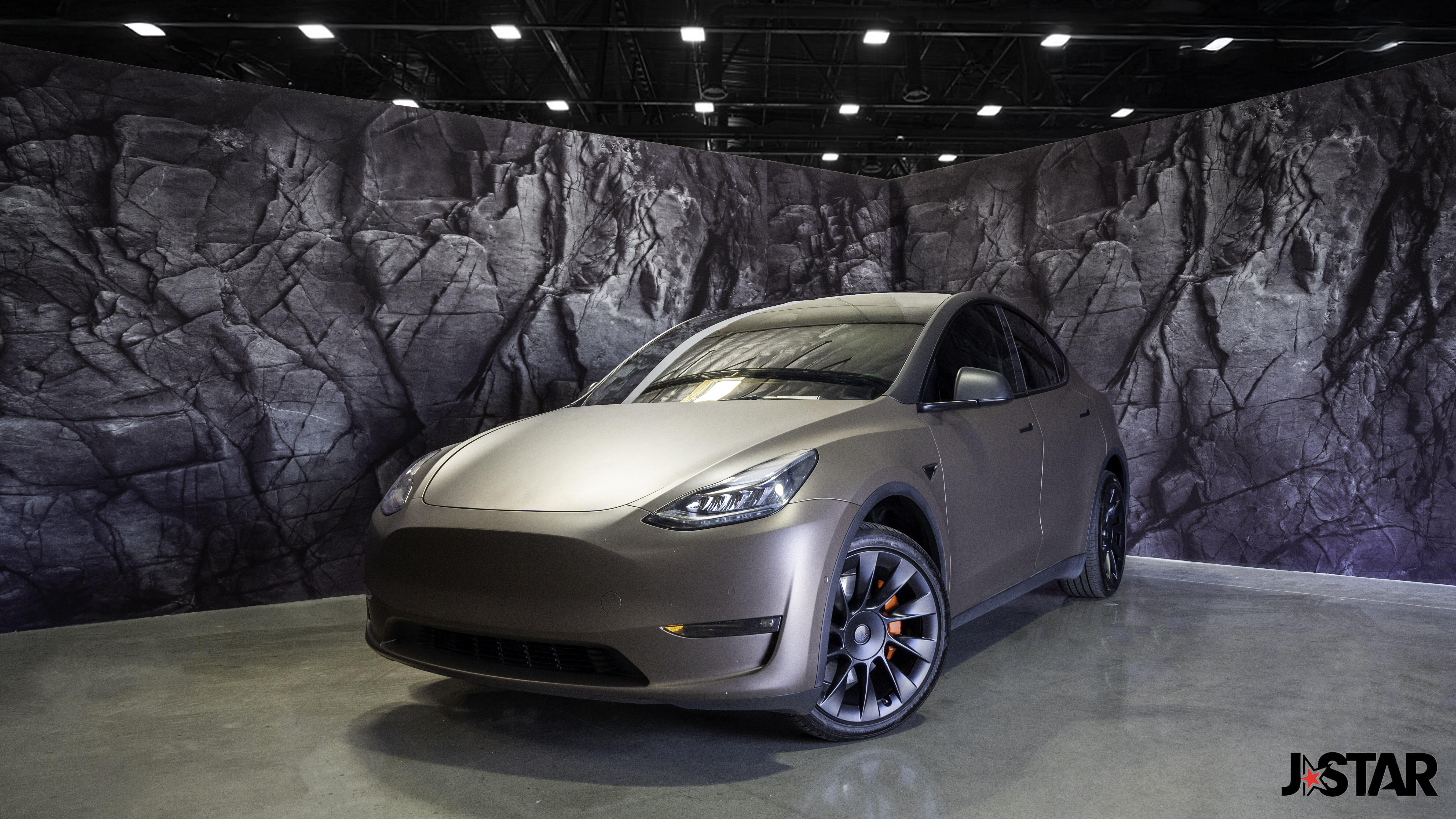 Used 2021 Tesla Model Y Long Range with VIN 5YJYGDEE6MF275387 for sale in Anaheim, CA