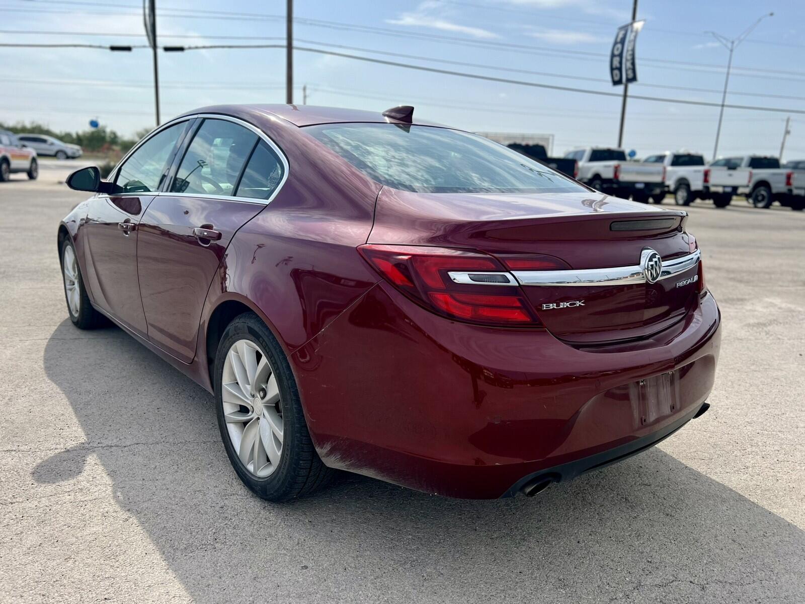 Used 2017 Buick Regal Premium 2 with VIN 2G4GR5GX2H9102725 for sale in Burnet, TX