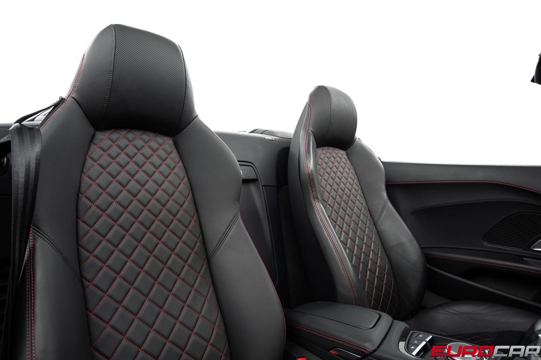 2023 Audi R8 Spyder V10 Performance quattro *HUGE CARBON OPTIONS*Image 51