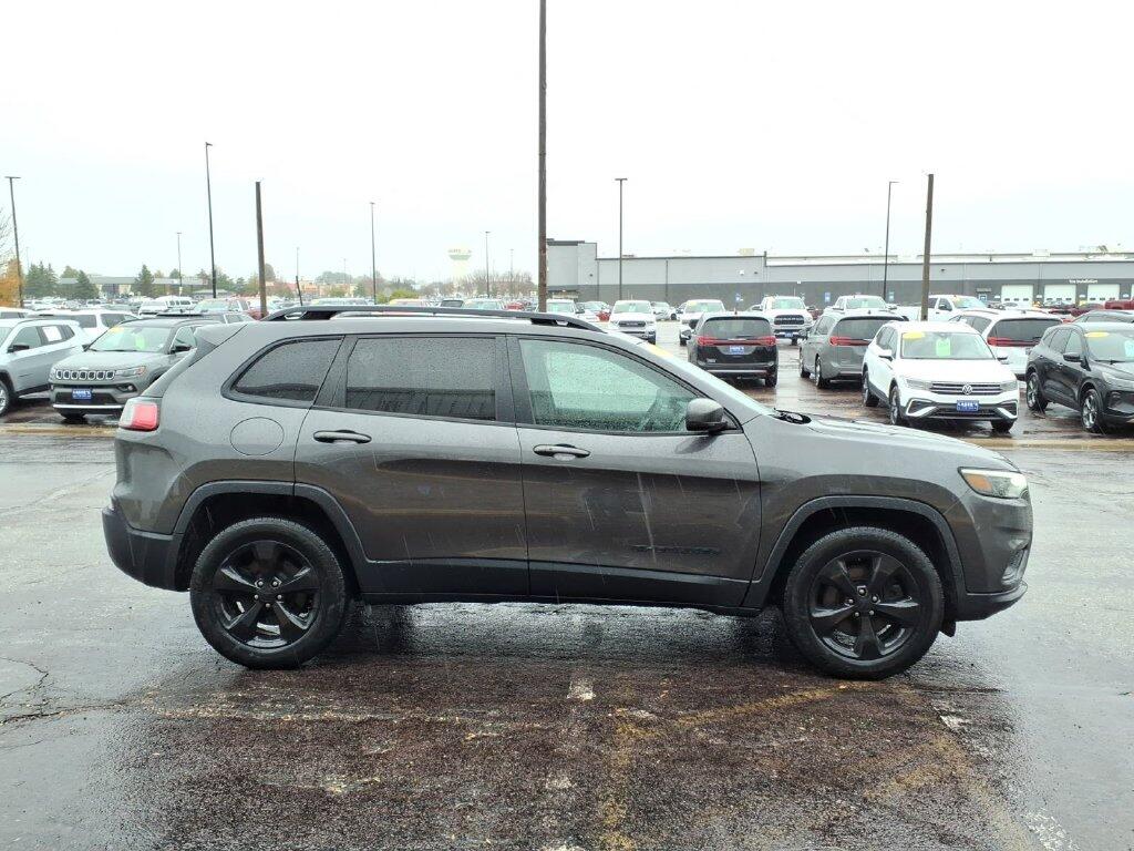 Used 2020 Jeep Cherokee Altitude with VIN 1C4PJMLB0LD611238 for sale in Mankato, Minnesota